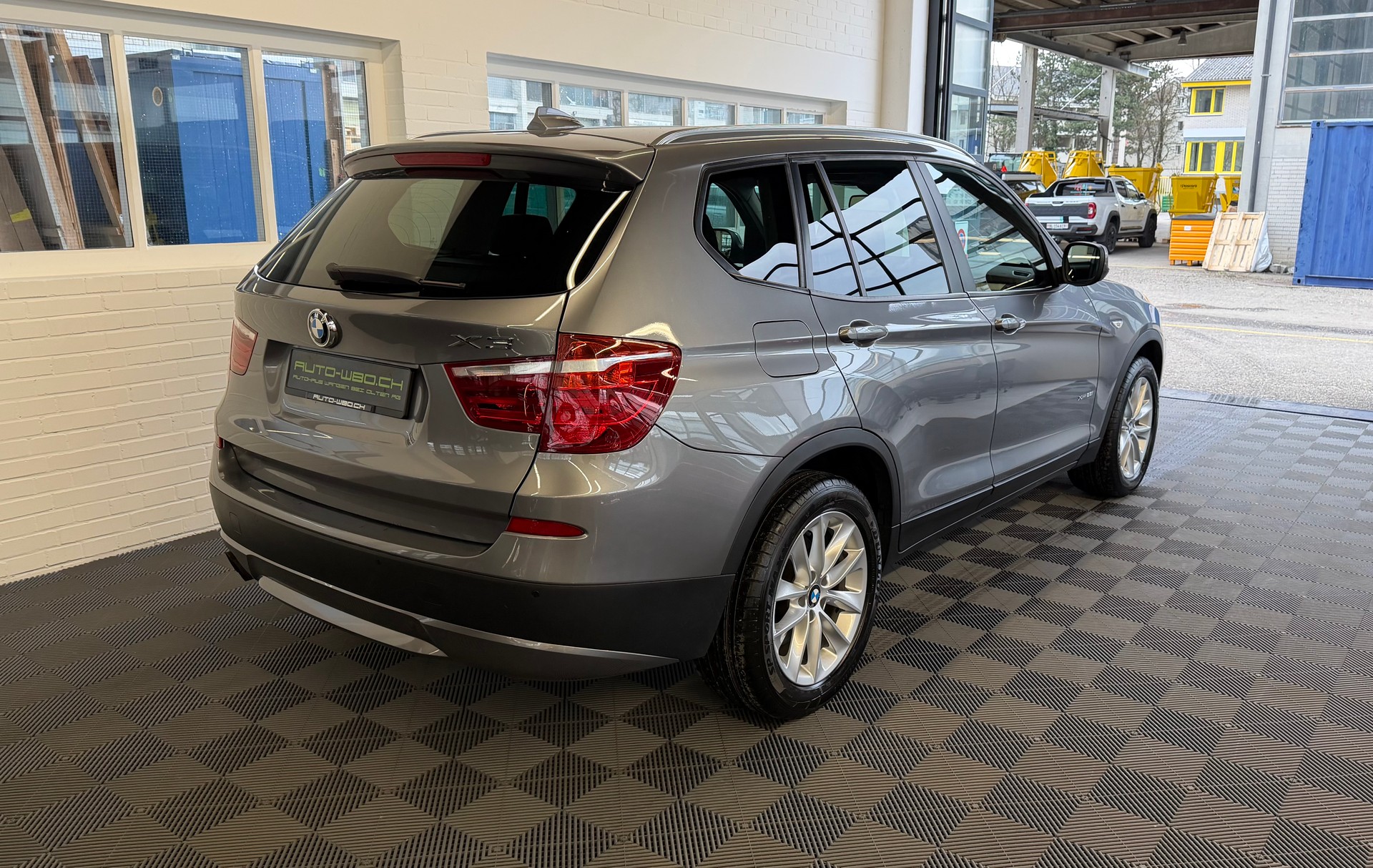 BMW X3 xDrive 28i 245PS 4X4 (CH) Steptronic-image-2