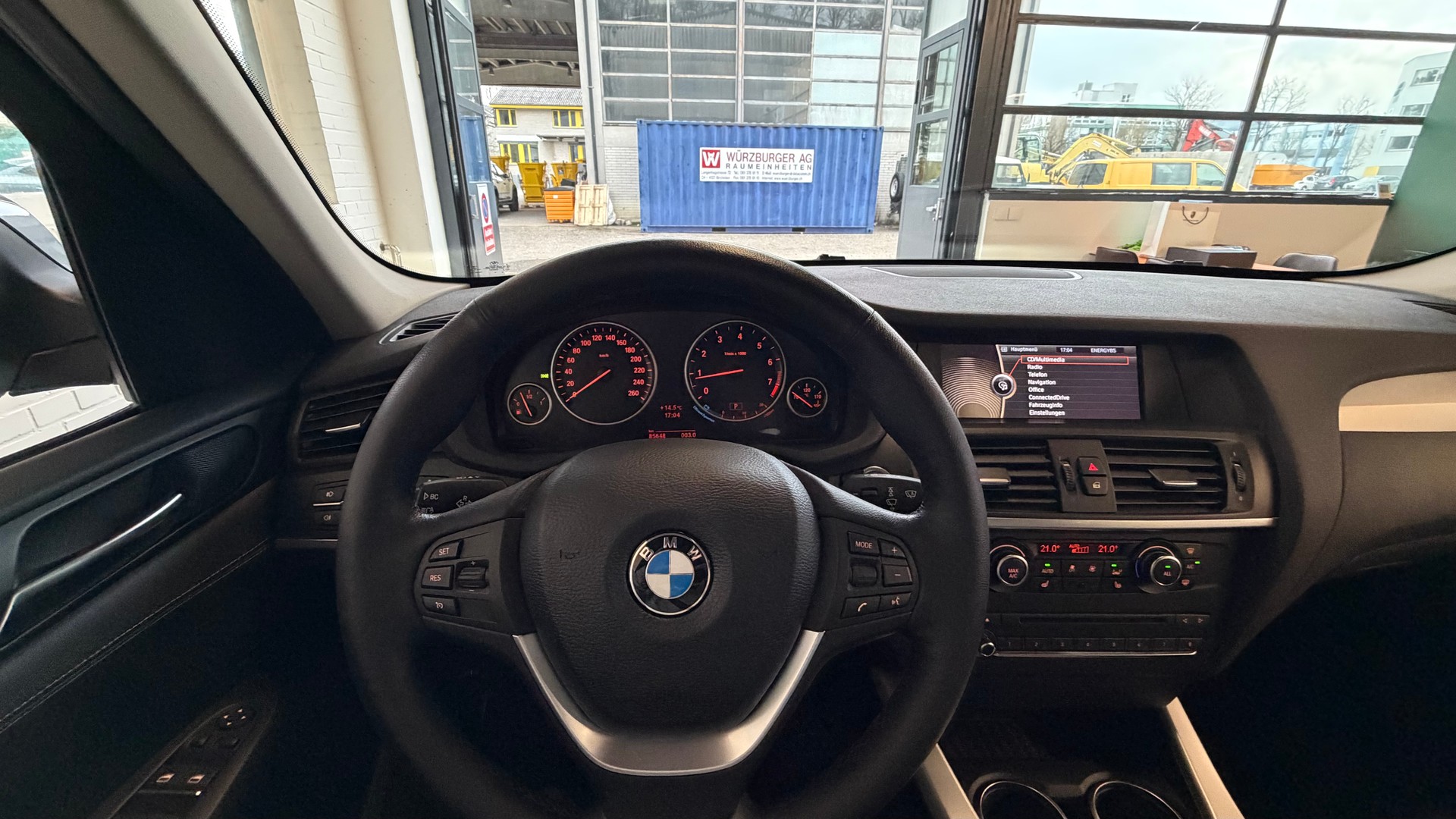 BMW X3 xDrive 28i 245PS 4X4 (CH) Steptronic-image-14