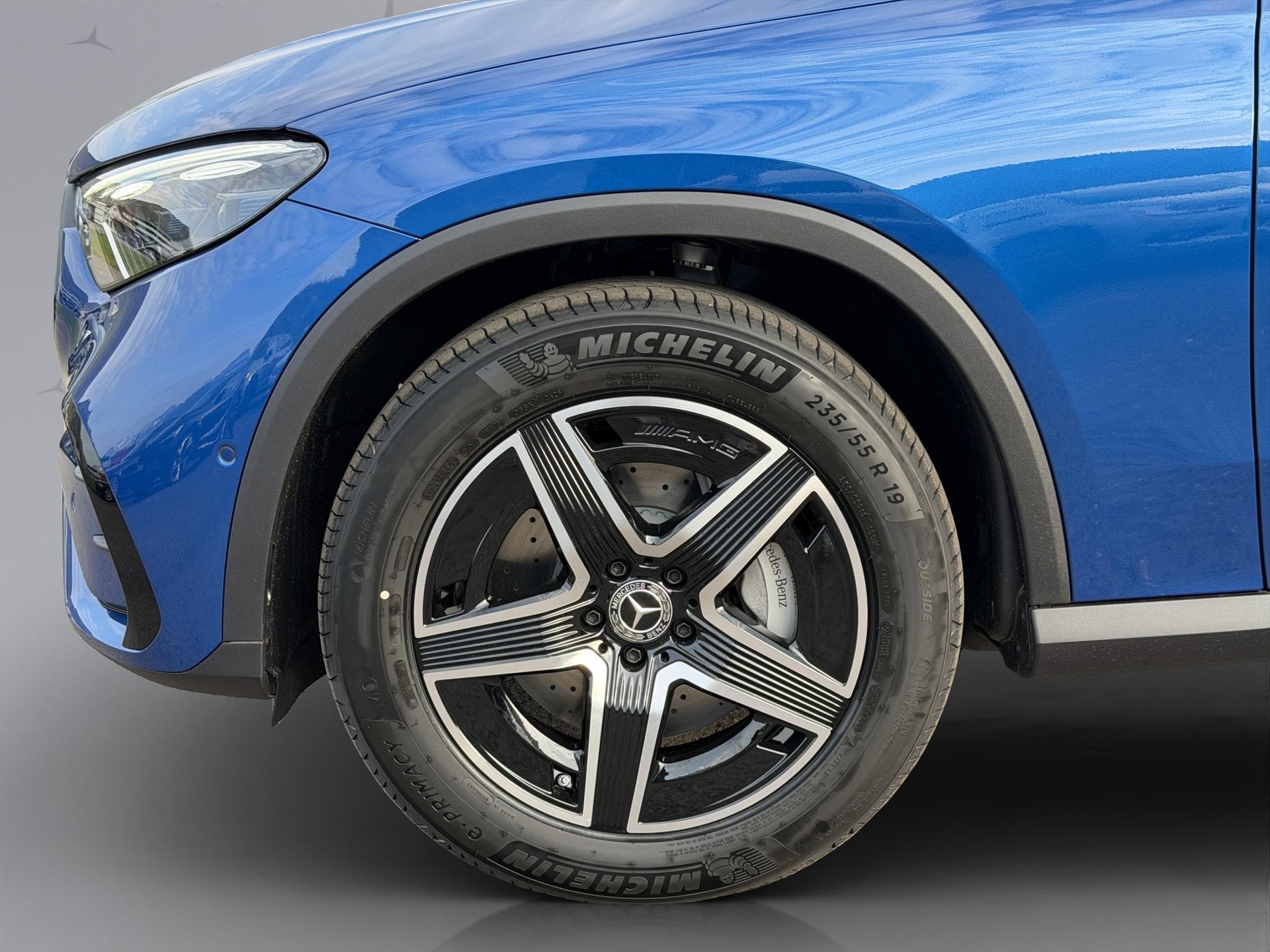 MERCEDES-BENZ GLC 220 d AMG Line 4matic-image-18