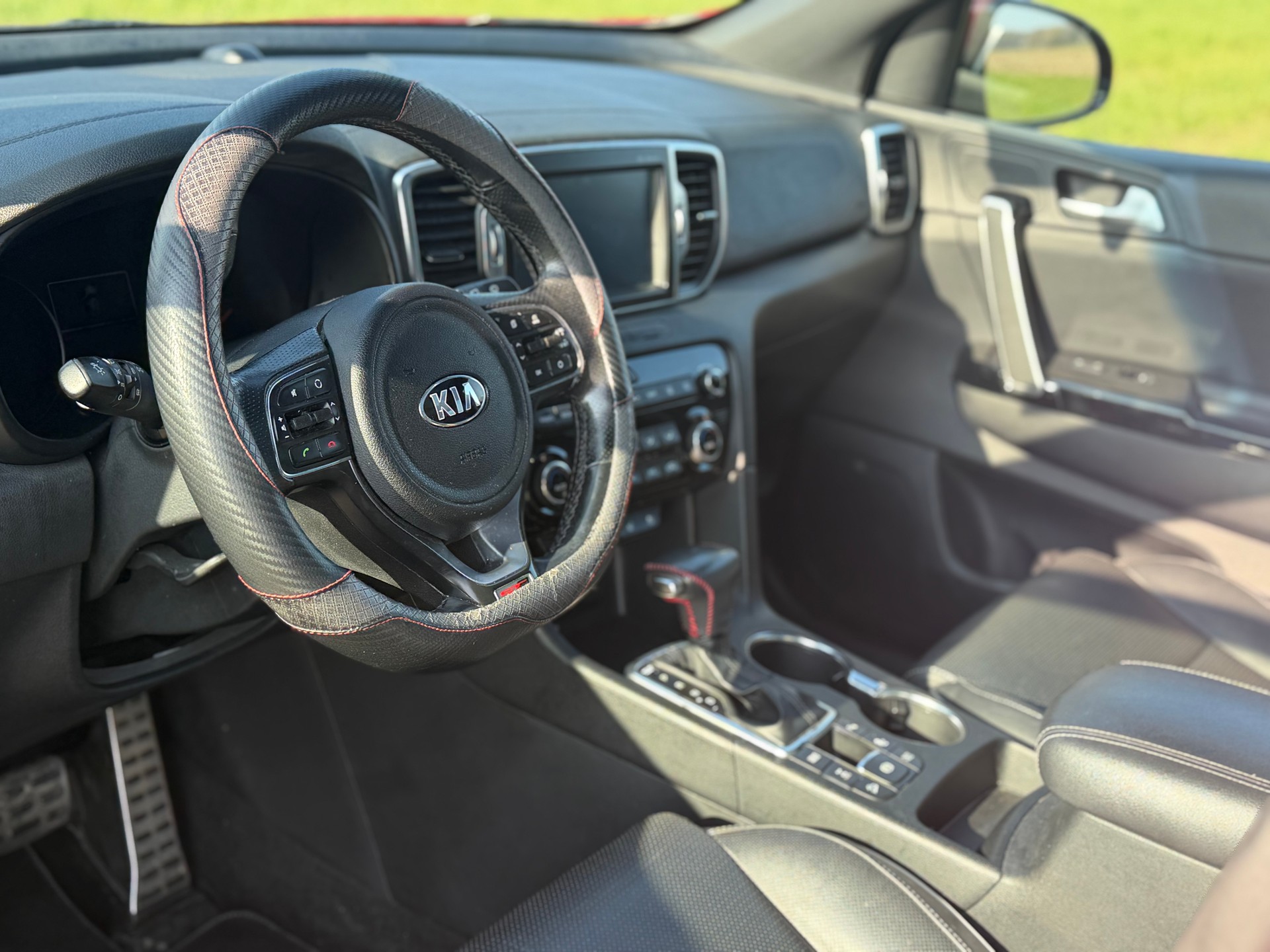 KIA Sportage 1.6 T-GDi Style GT Line 4WD Automat-image-11