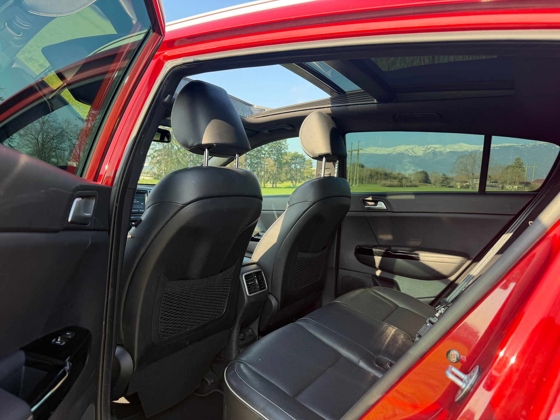 KIA Sportage 1.6 T-GDi Style GT Line 4WD Automat-image-13