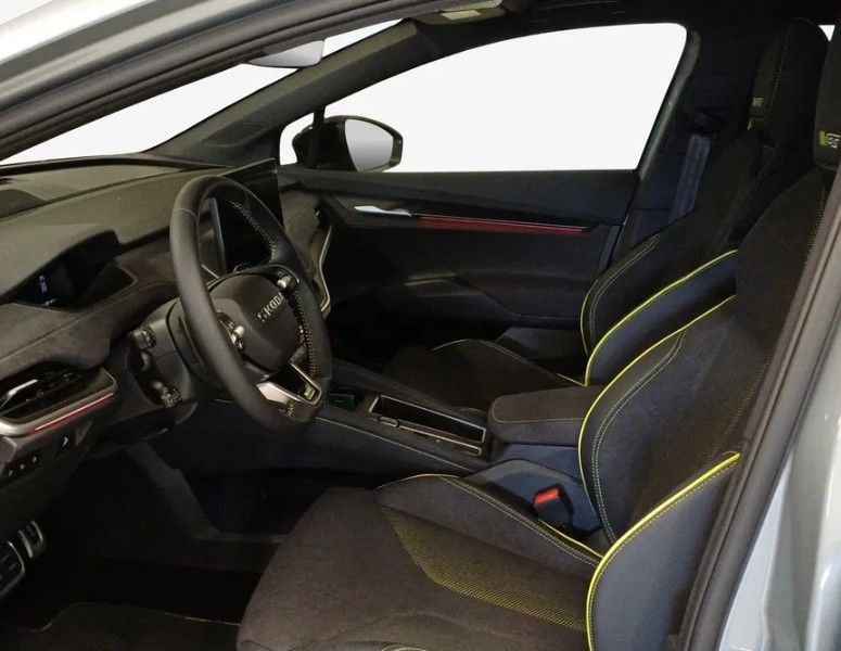 SKODA Elroq RS 4x4-image-4