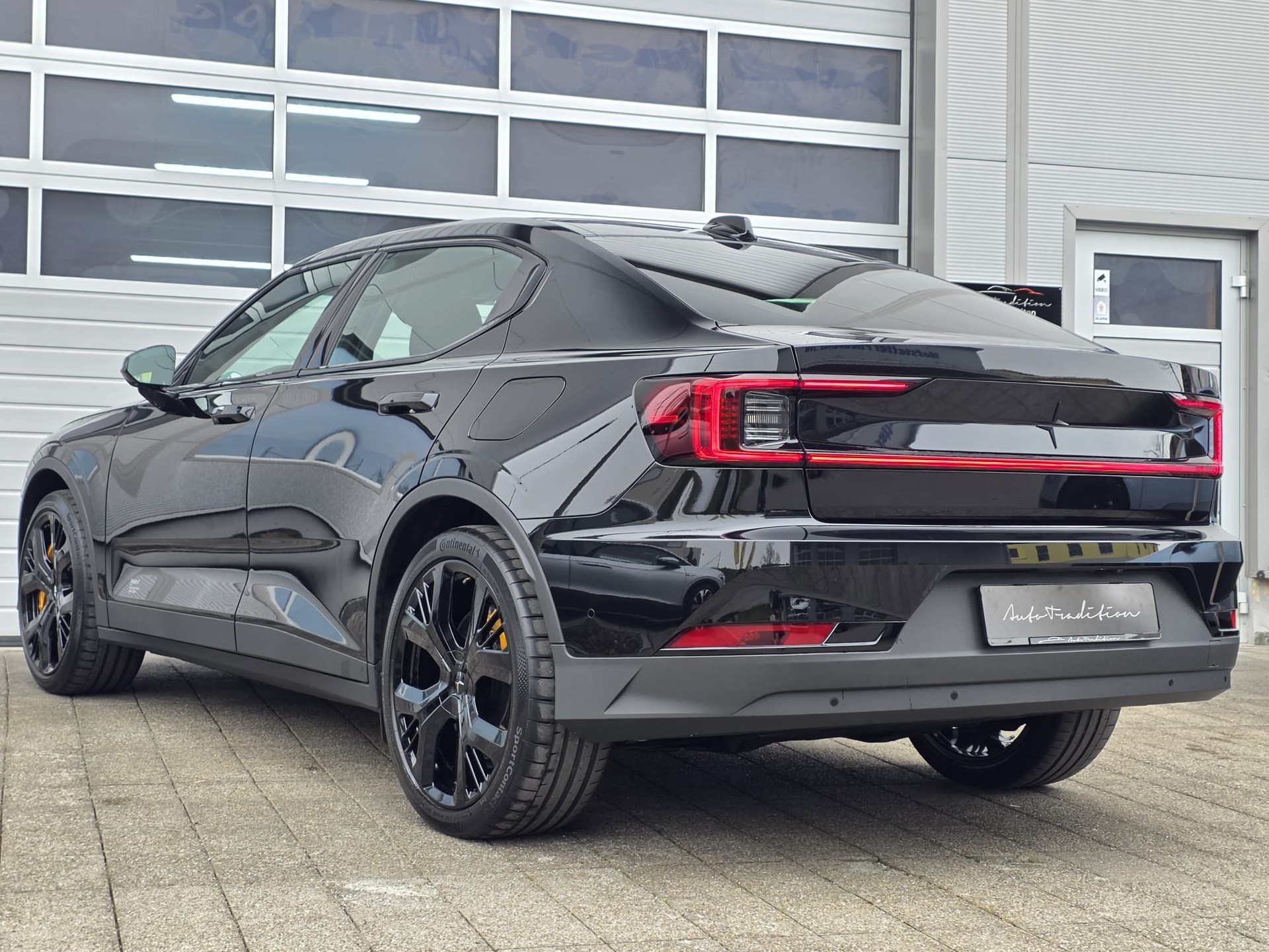 POLESTAR Polestar 2 Long Range Dual Performance ** VOLLAUSSTATTUNG -PERFORMANCE -ASSISTENZ+DRIVE PAKET- PLUS PAKET -GARANTIE BIS 09.2030-image-3