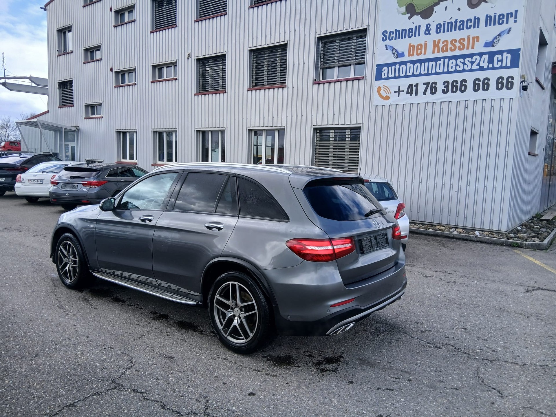 MERCEDES-BENZ GLC 43 AMG 4Matic 9G-Tronic-image-10