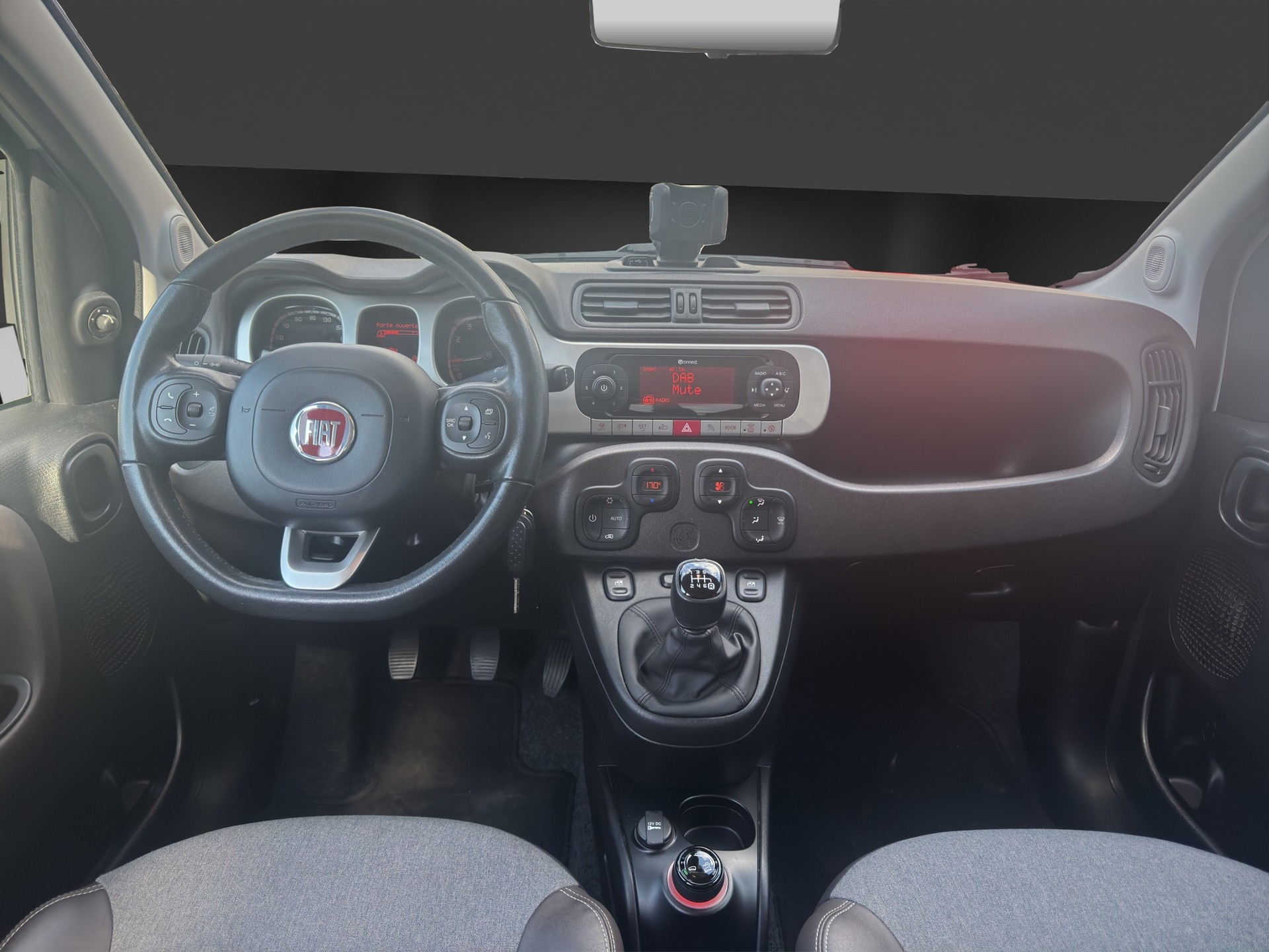 FIAT Panda 0.9 Twinair Turbo Cross 4x4-image-9