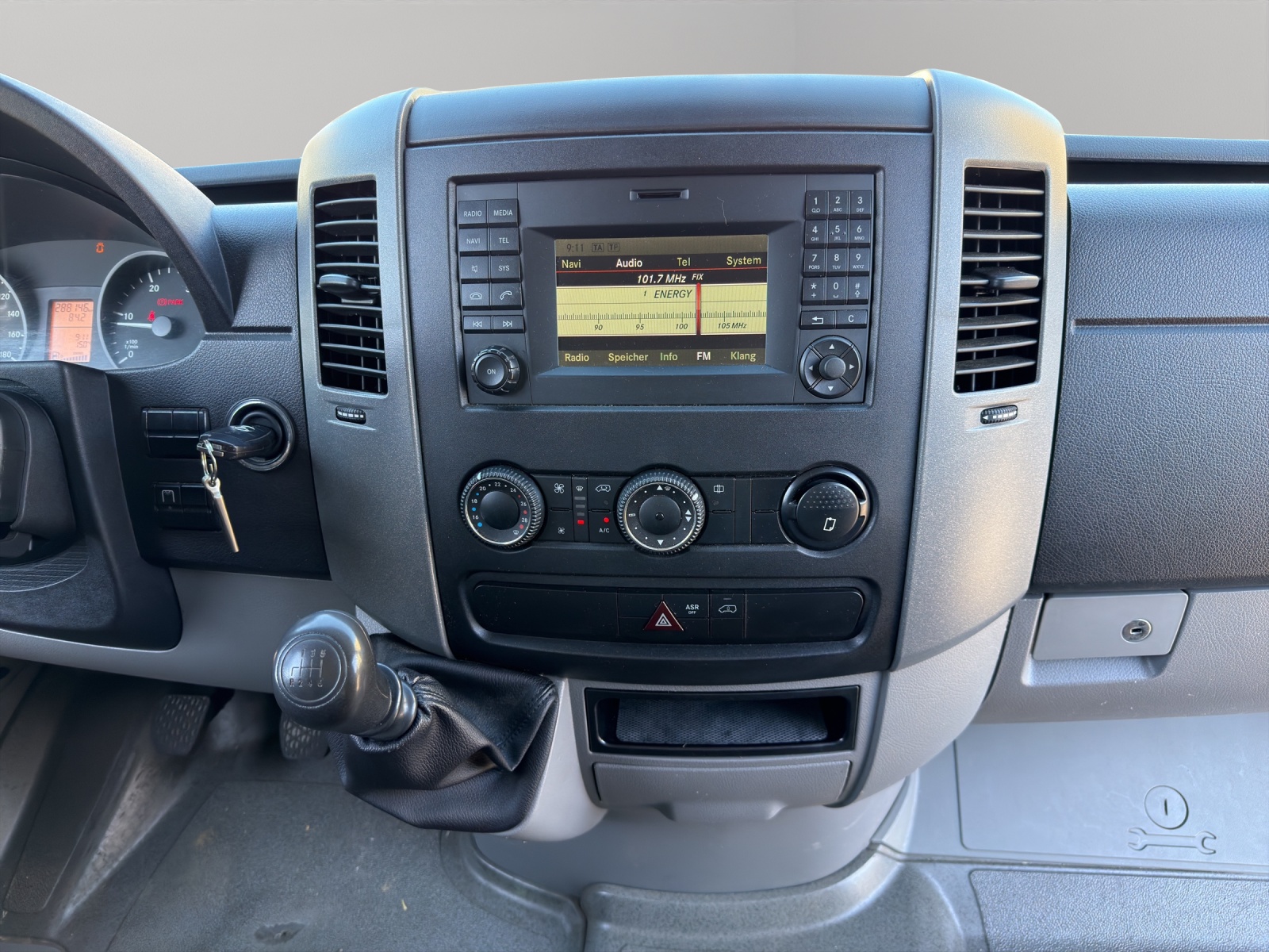 MERCEDES-BENZ Sprinter 316 CDI Kofferaufbau mit Hebebühne-image-6