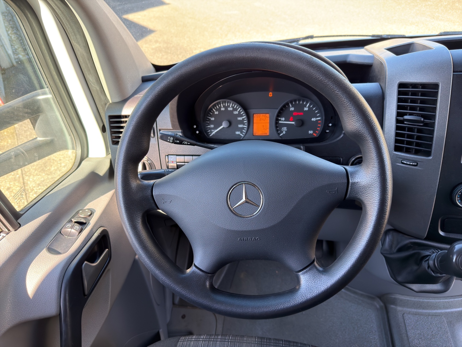 MERCEDES-BENZ Sprinter 316 CDI Kofferaufbau mit Hebebühne-image-7