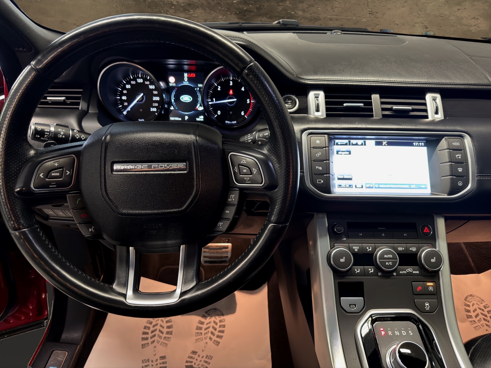 LAND ROVER Range Rover Evoque 2.0 TD4 HSE Dynamic AT9-image-8