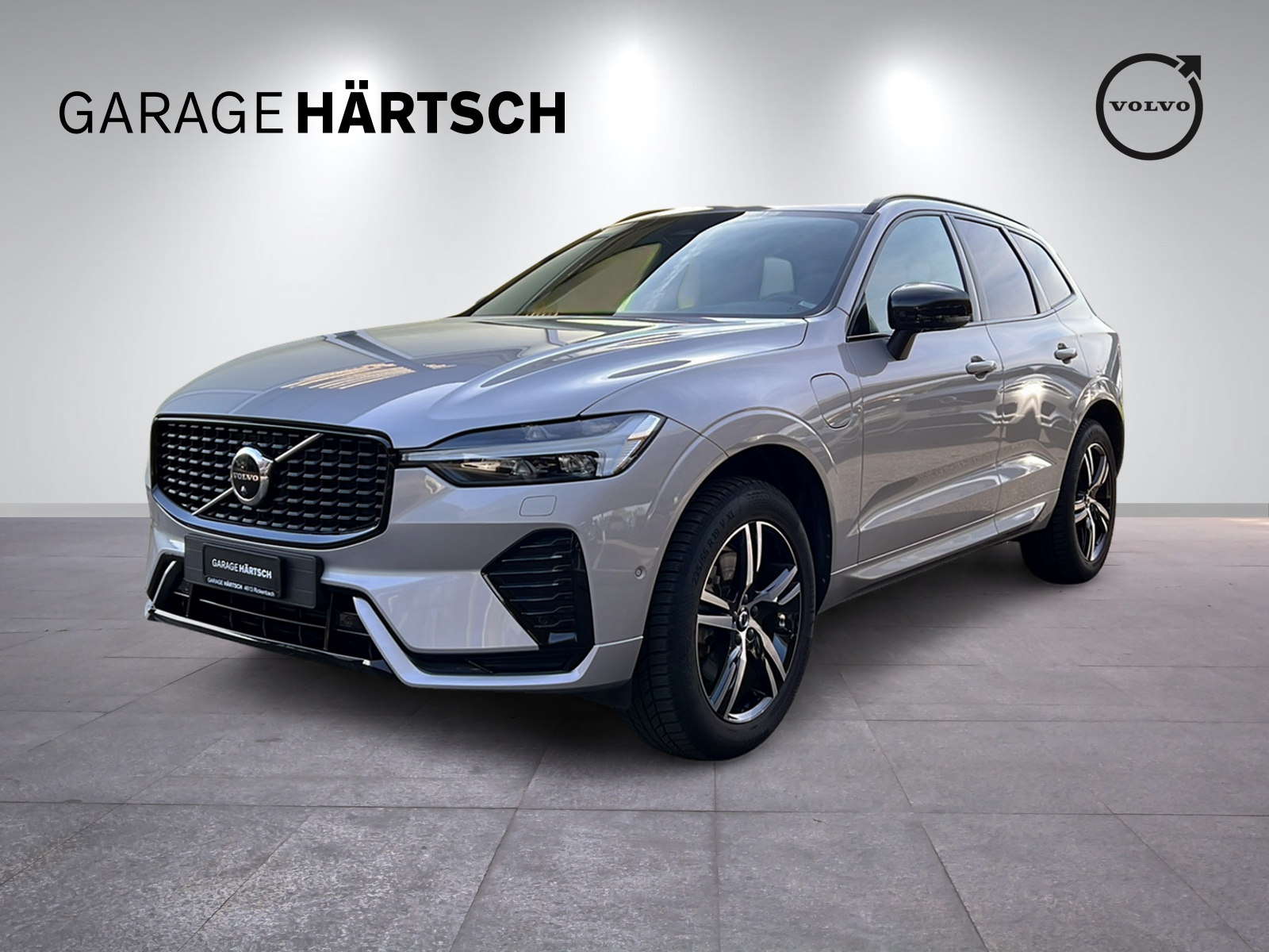 VOLVO XC60 2.0 T8 TE R-Design eAWD-image-0