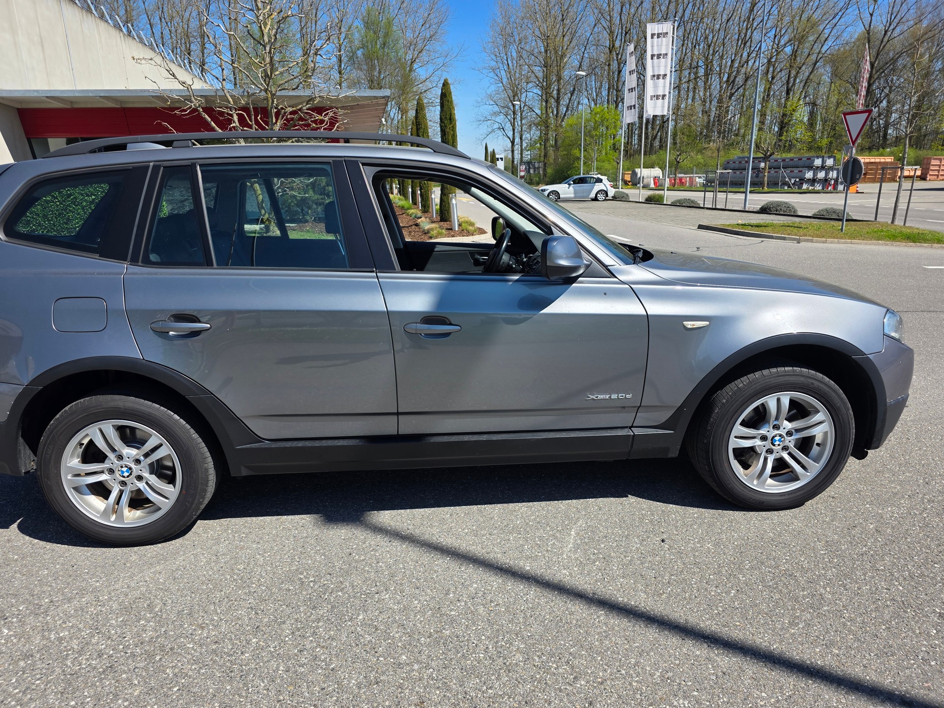 BMW X3 xDrive 20d (2.0d) Steptronic-image-4