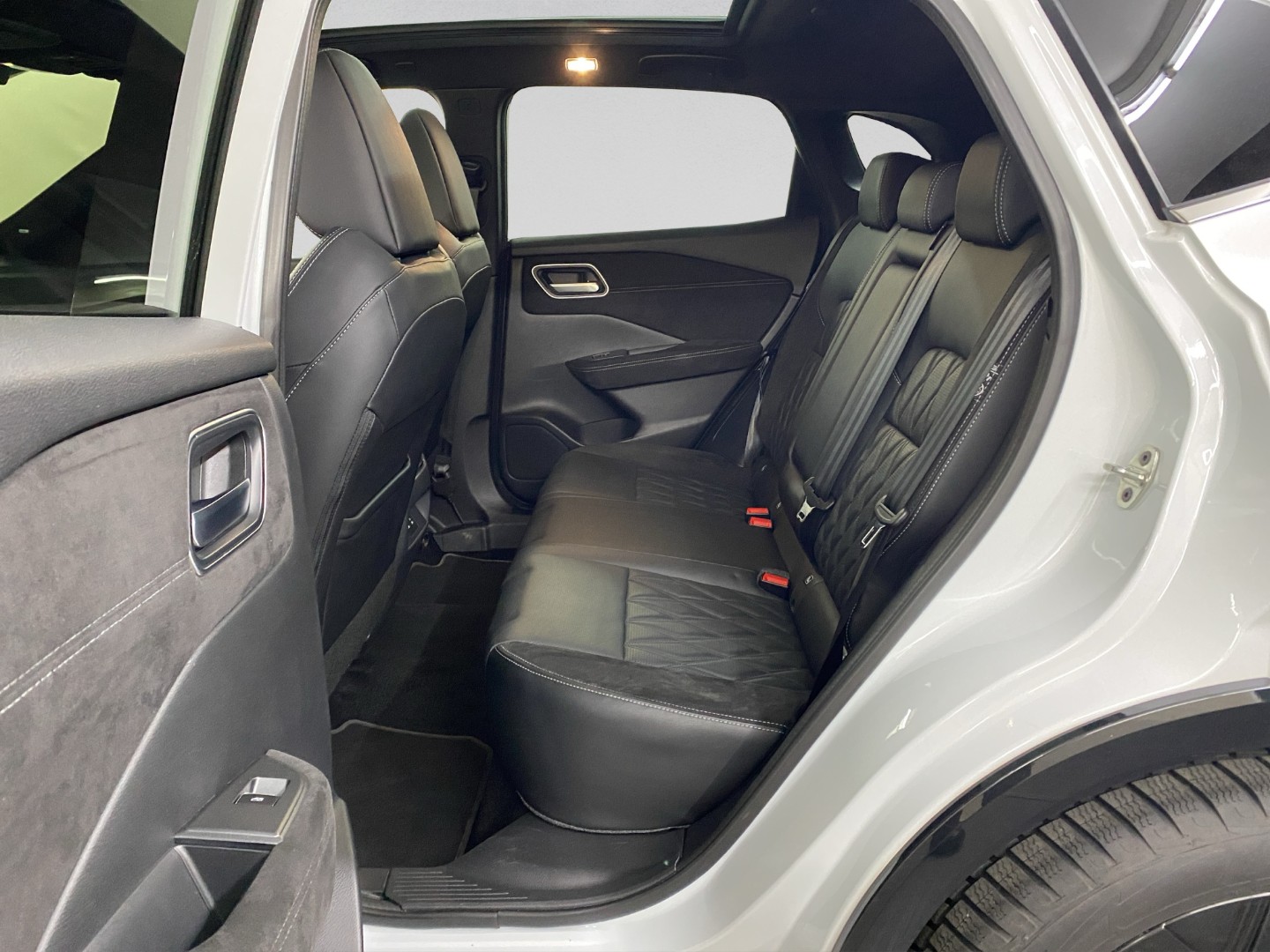 NISSAN Qashqai 1.5 VC-T e-Power Tekna+-image-12