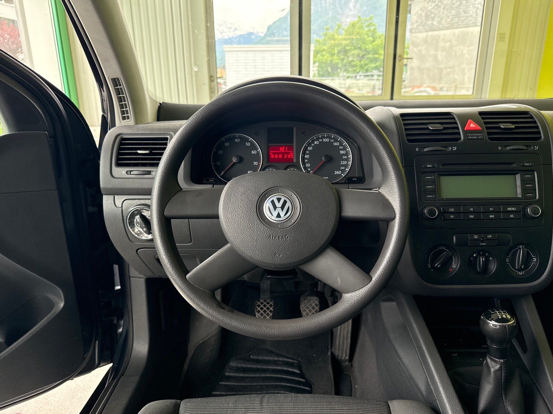 VW Golf 1.6 FSI Comfortline-image-10