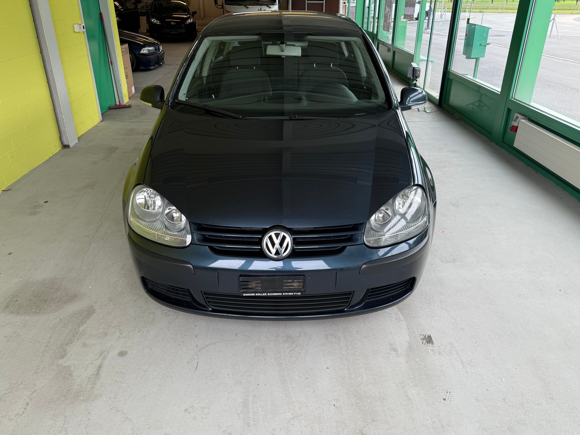 VW Golf 1.6 FSI Comfortline-image-3