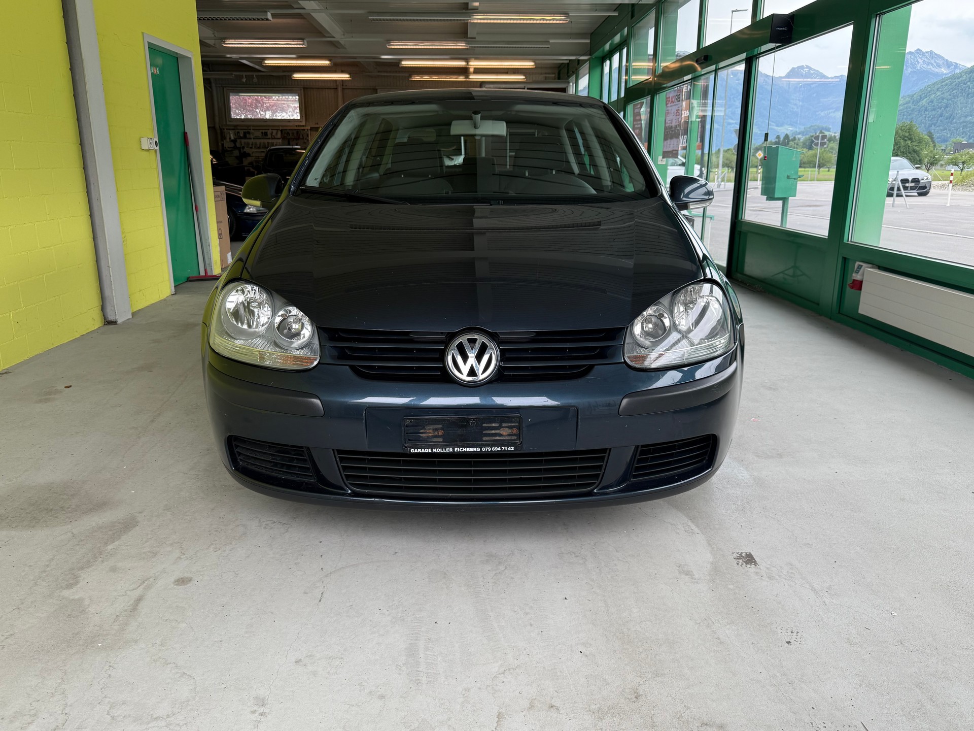 VW Golf 1.6 FSI Comfortline-image-2