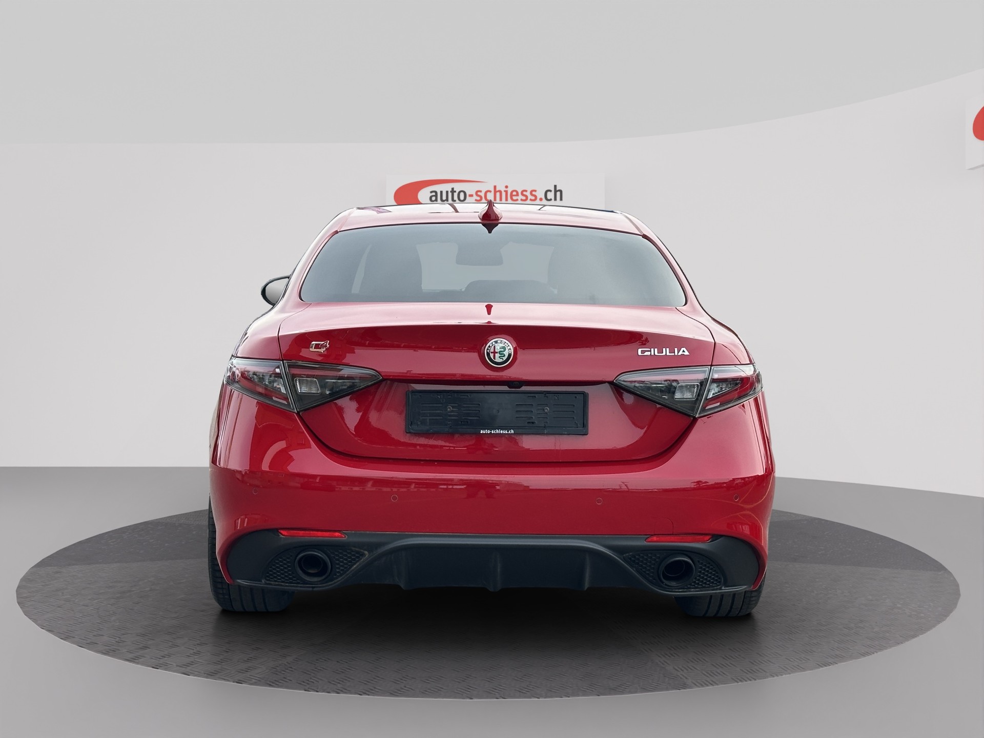 ALFA ROMEO Giulia 2.0 Competizione Q4 AT8-image-3