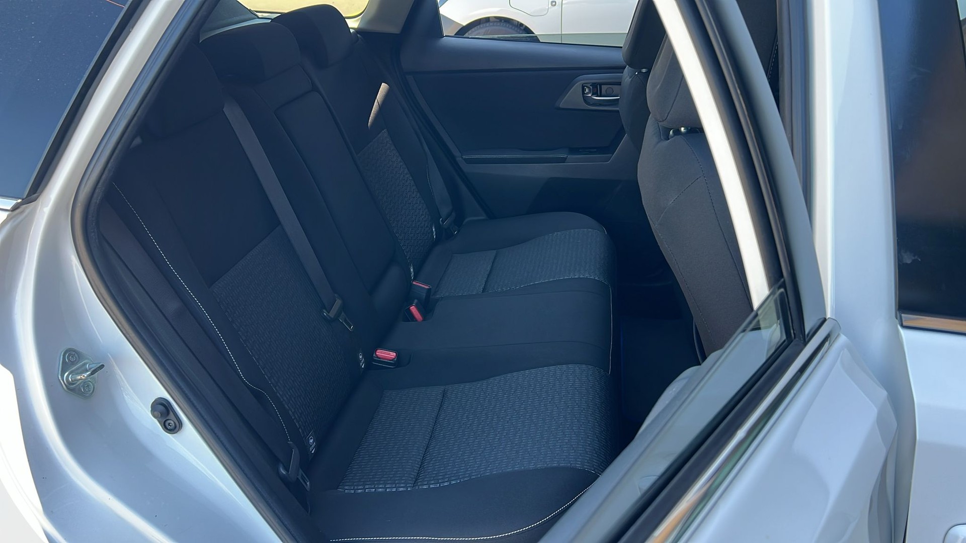 TOYOTA Auris Touring Sports 1.8 16V HSD Linea Sol-image-17