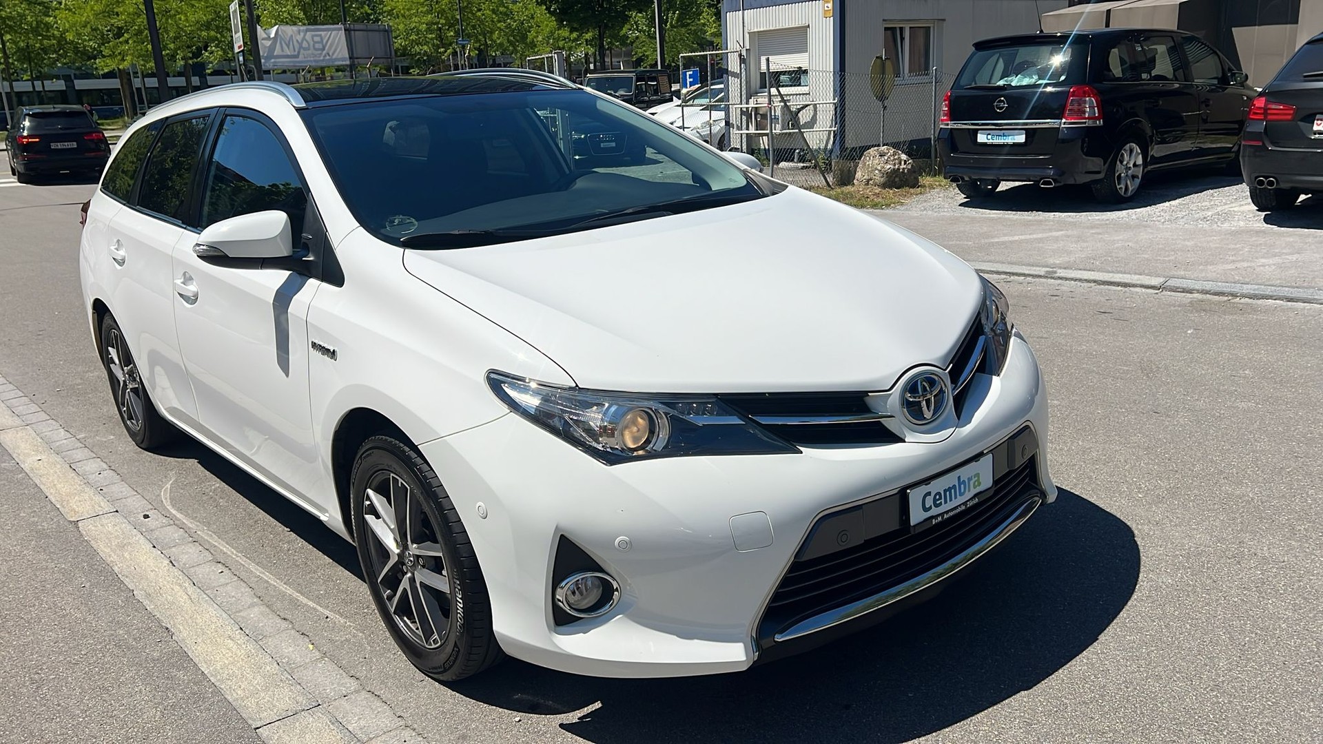 TOYOTA Auris Touring Sports 1.8 16V HSD Linea Sol-showroom-element-2