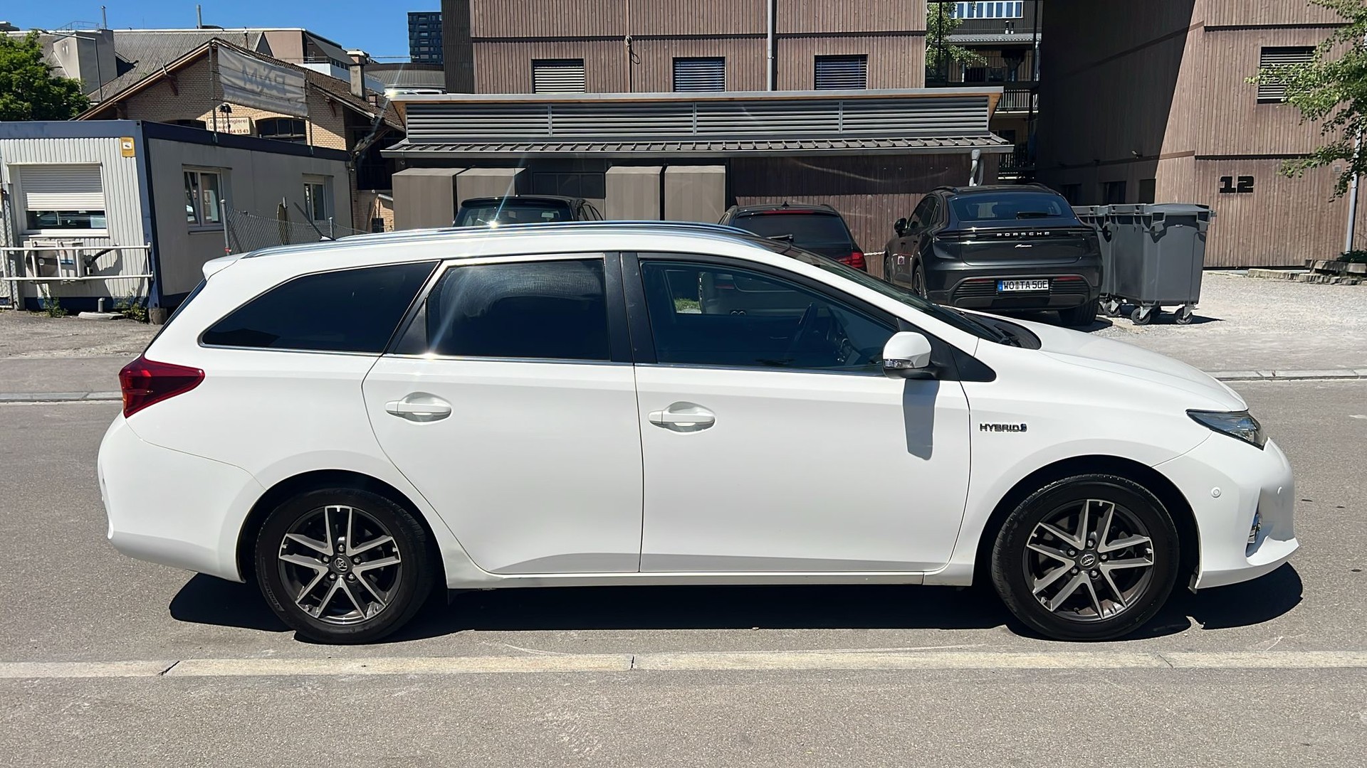 TOYOTA Auris Touring Sports 1.8 16V HSD Linea Sol-showroom-element-3