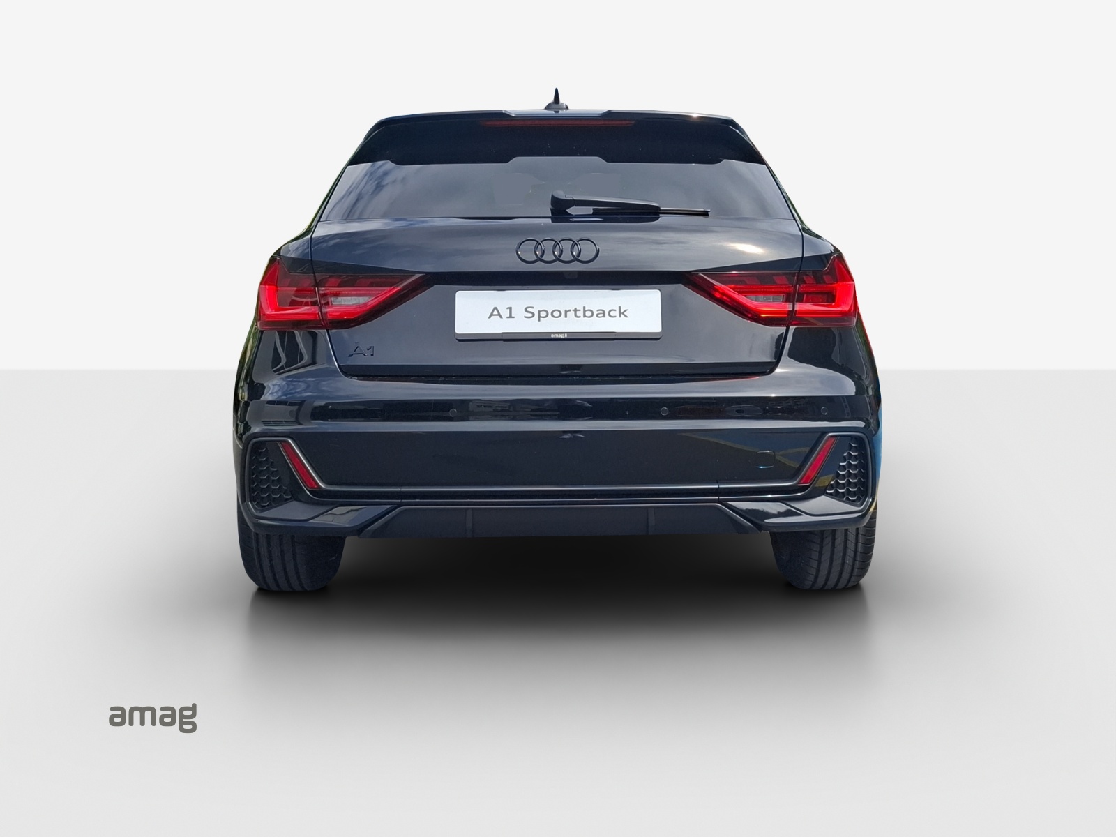 AUDI A1 Sportback 30 TFSI S Line Attraction S-tronic-image-3