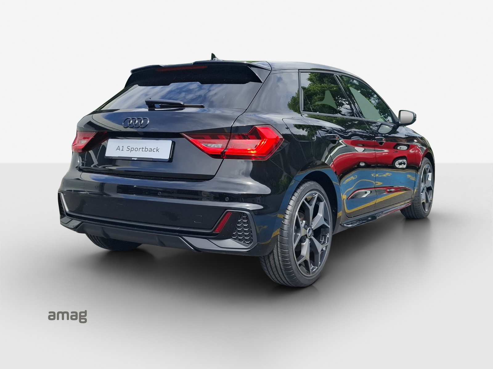 AUDI A1 Sportback 30 TFSI S Line Attraction S-tronic-image-4