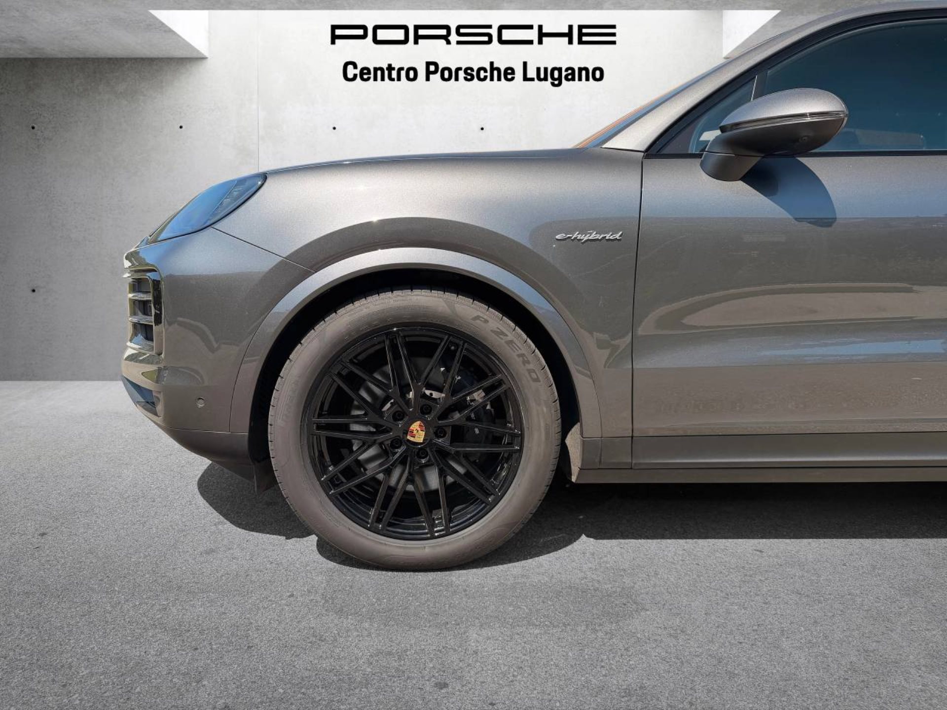 PORSCHE Cayenne E-Hybrid (MY24)-image-10