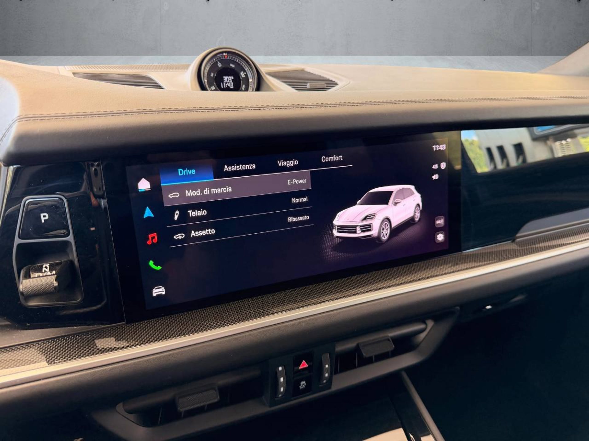 PORSCHE Cayenne E-Hybrid (MY24)-image-19