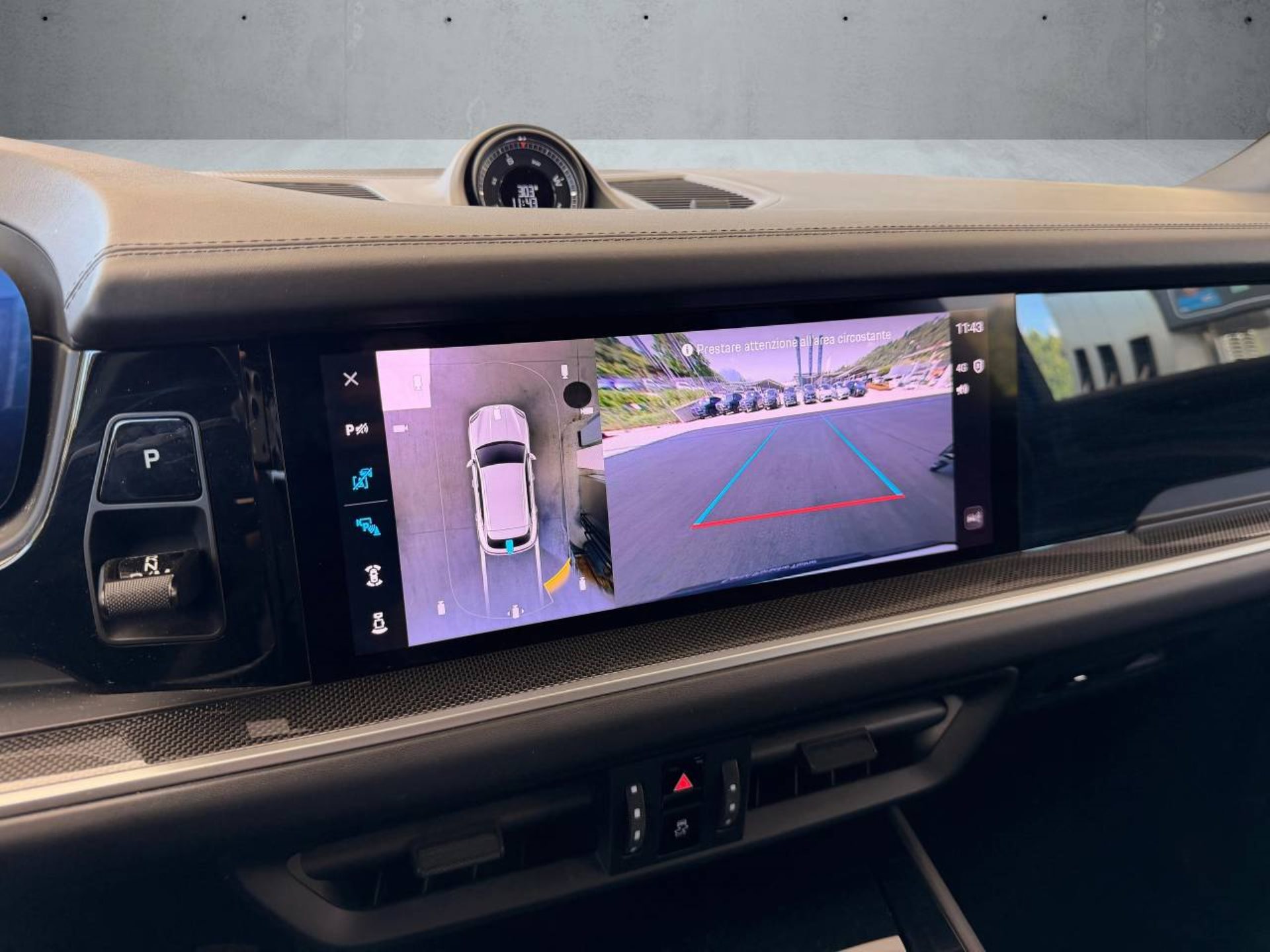 PORSCHE Cayenne E-Hybrid (MY24)-image-20
