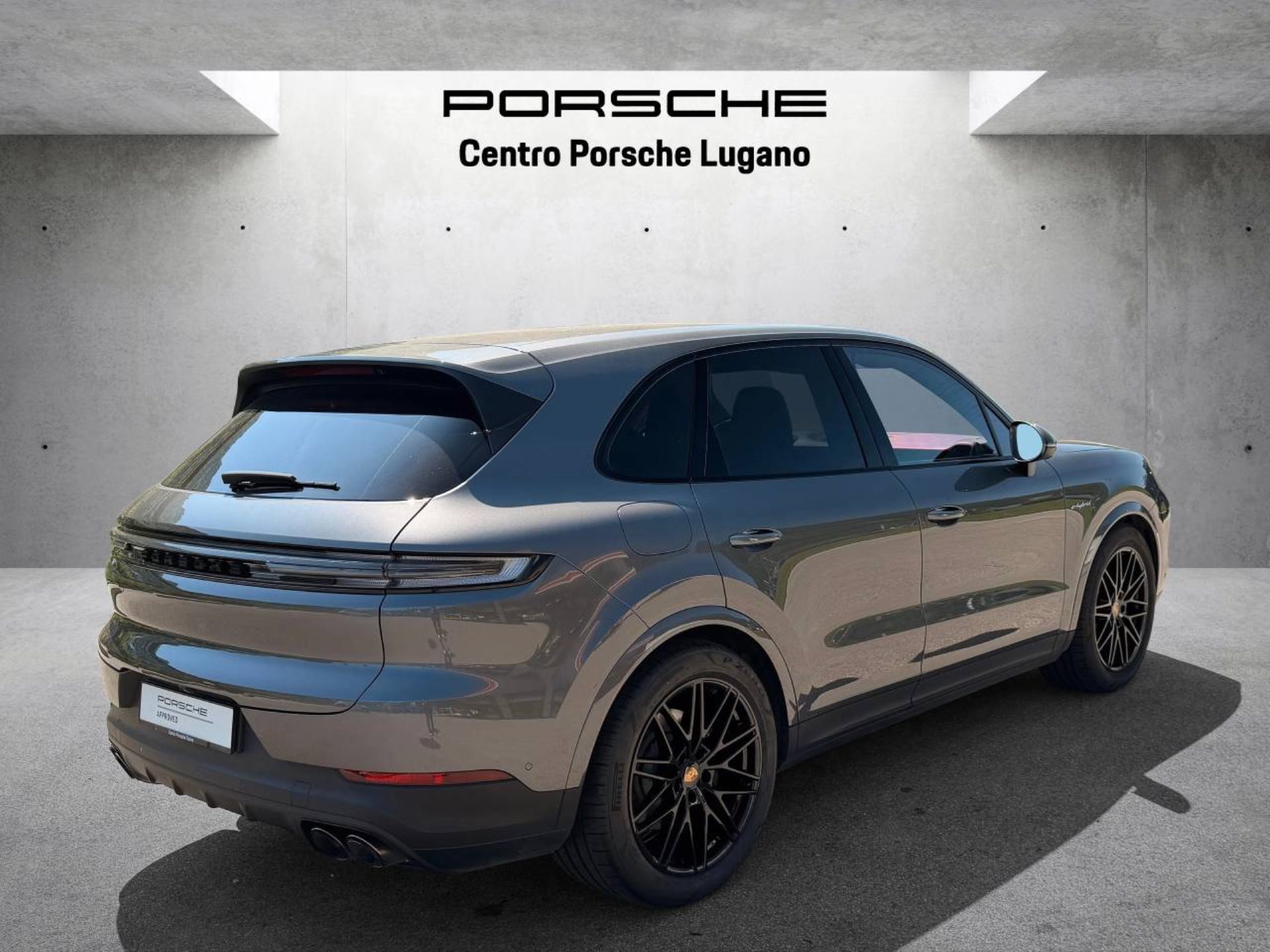 PORSCHE Cayenne E-Hybrid (MY24)-image-7