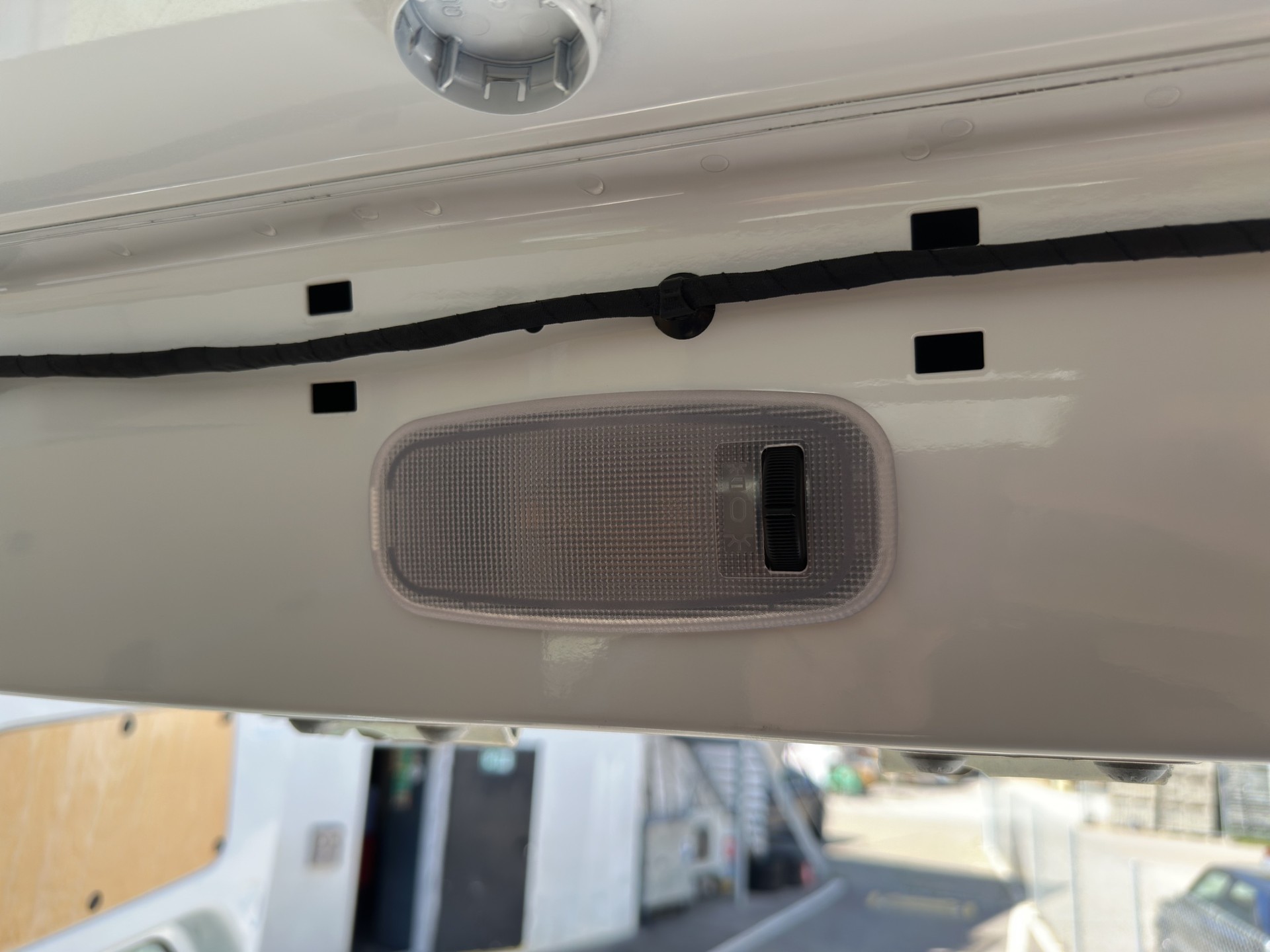 MERCEDES-BENZ Sprinter 316 CDI Standard 4x4 Automat-image-28
