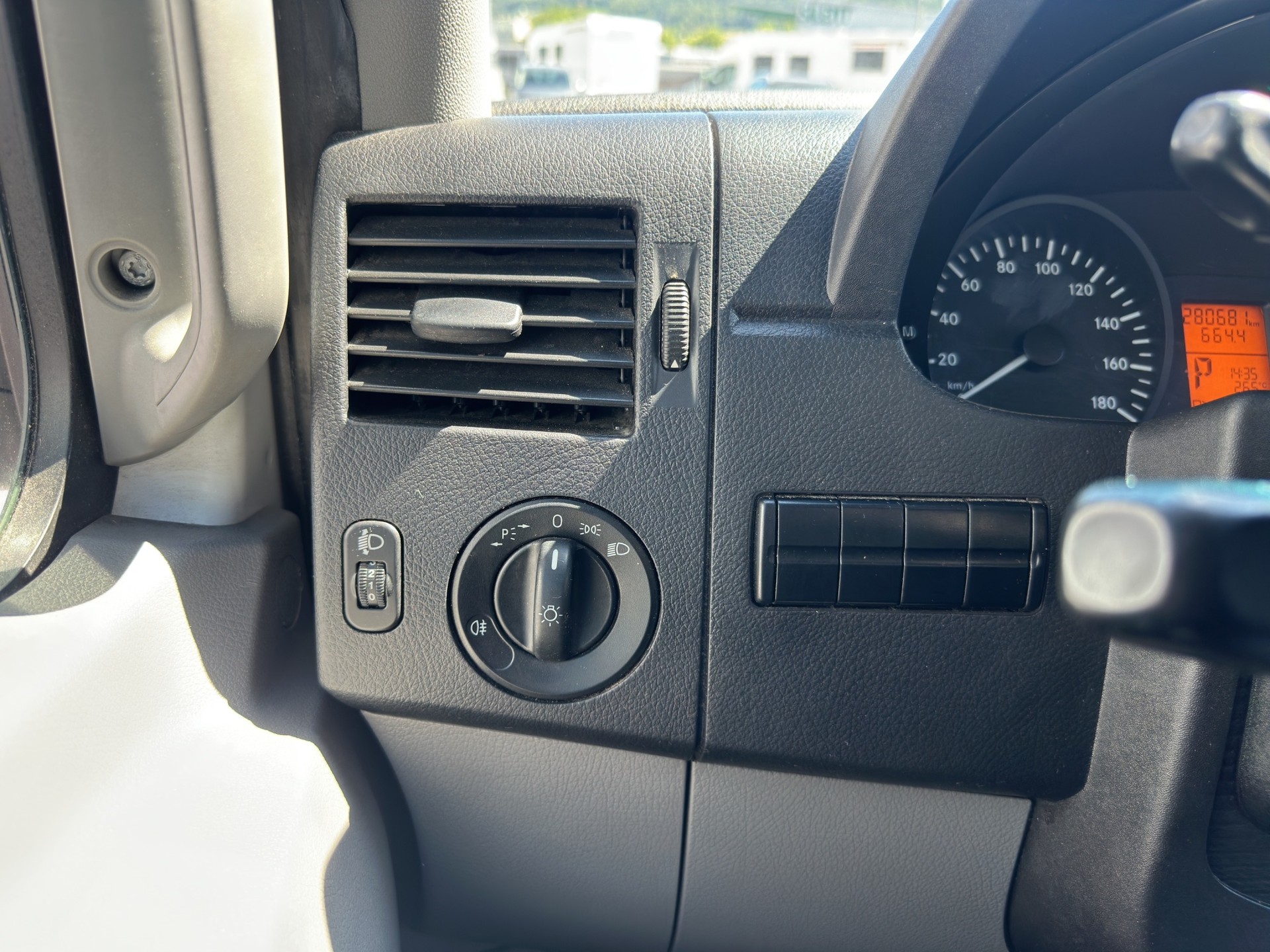 MERCEDES-BENZ Sprinter 316 CDI Standard 4x4 Automat-image-20