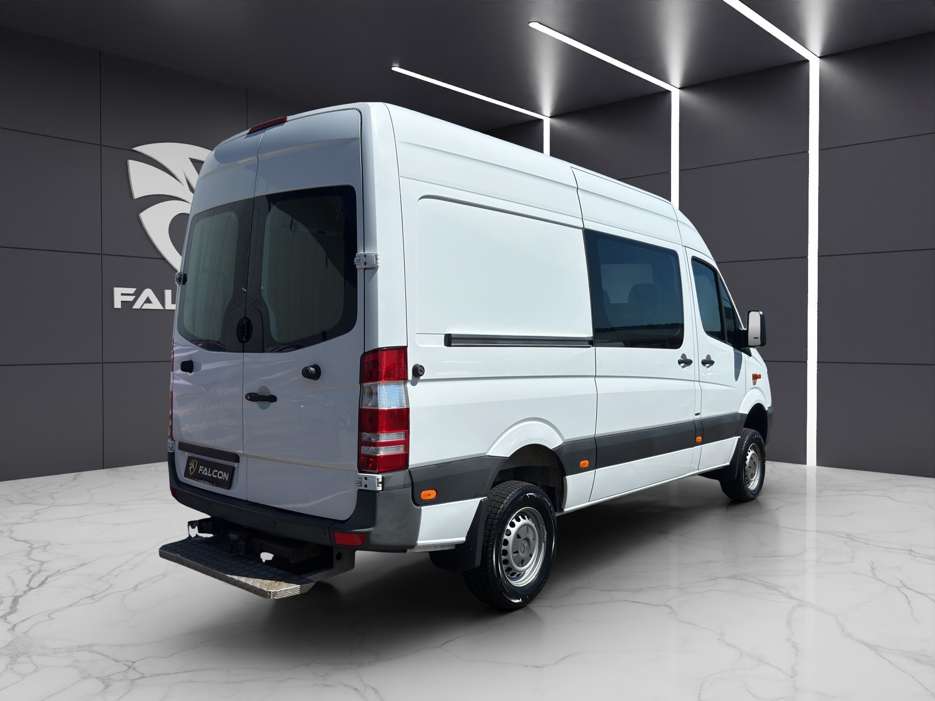 MERCEDES-BENZ Sprinter 316 CDI Standard 4x4 Automat-image-5
