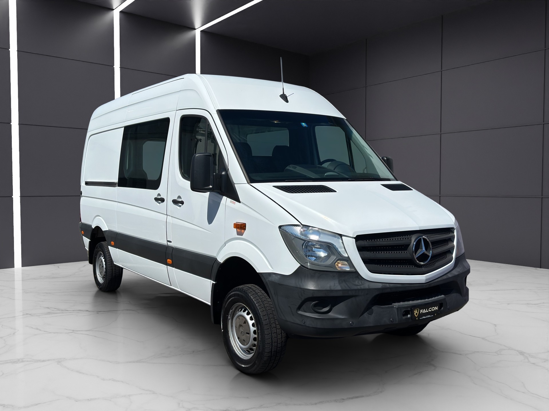 MERCEDES-BENZ Sprinter 316 CDI Standard 4x4 Automat-image-7
