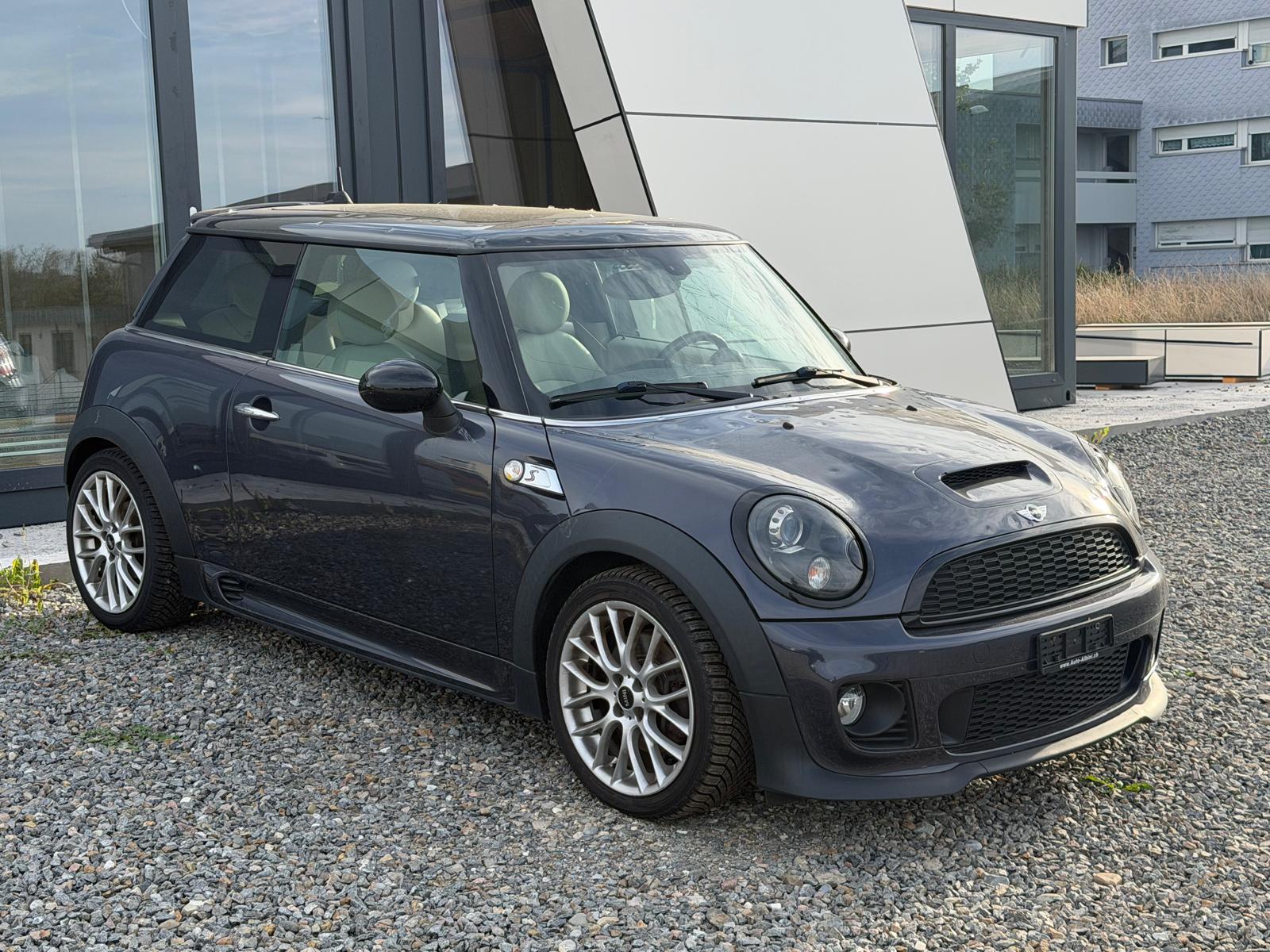 MINI Cooper S *Hagelschaden*Jetzt nur noch CHF 2'900.- statt CHF 5'900.-**-image-15
