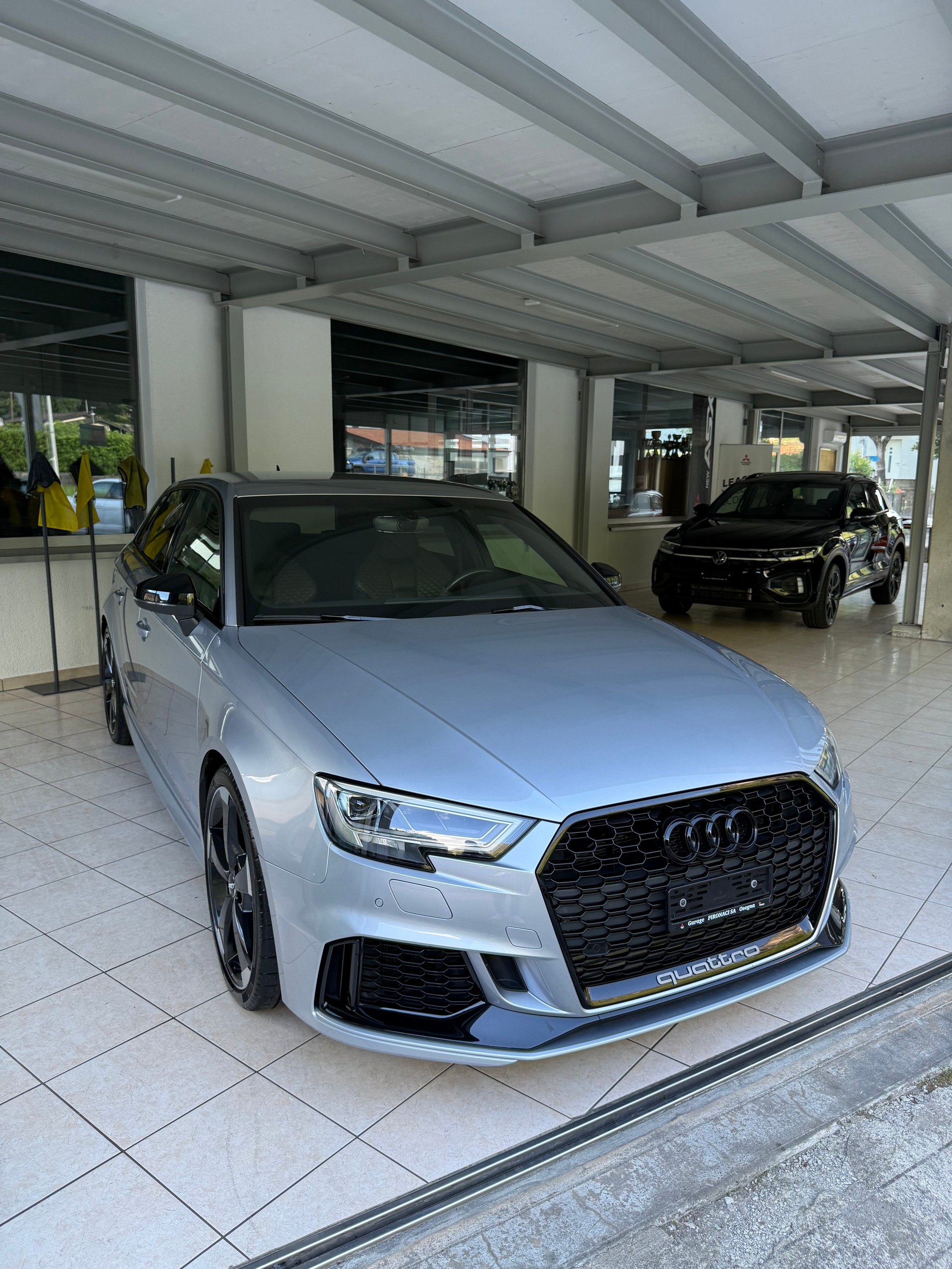 AUDI RS3 Sportback 2.5 TSI quattro S-tronic-image-7