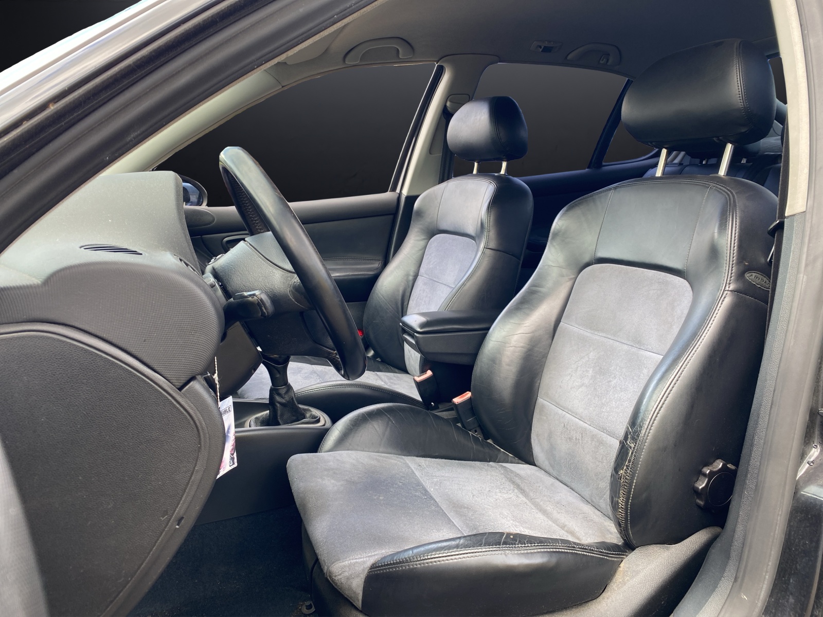 SEAT Leon 1.8 T Sport Classic-image-9