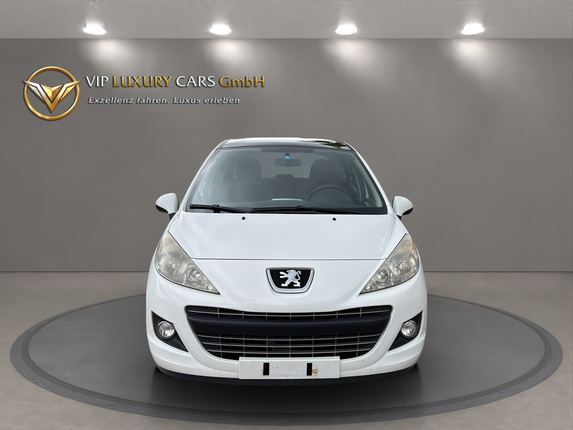 PEUGEOT 207 1.4 16V Swiss Edition-image-2