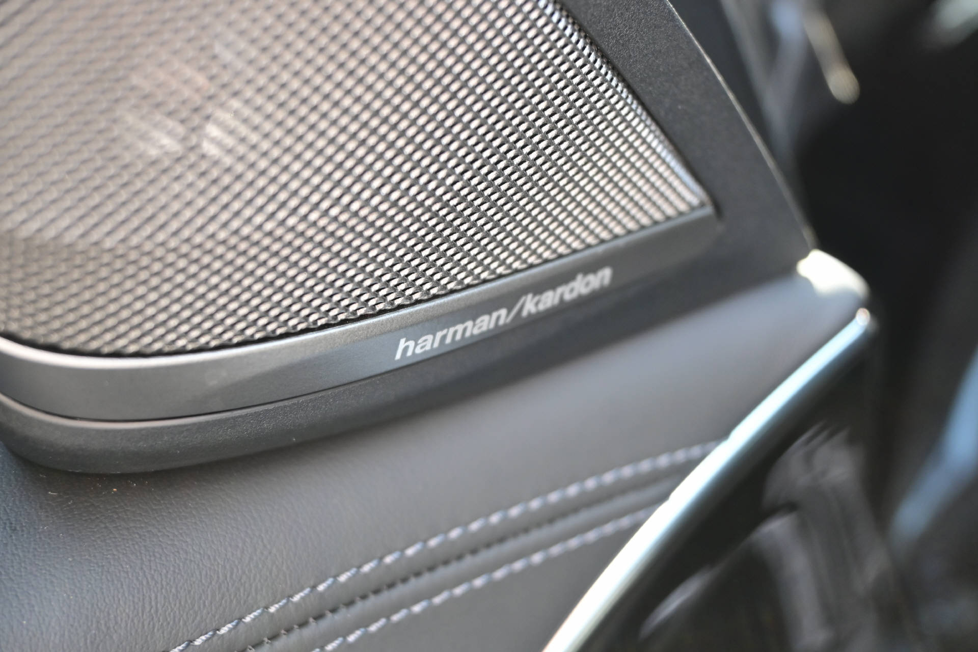 BMW M5 Competition xDrive *Carbon*CH-Auto*Harman/kardon*-image-11
