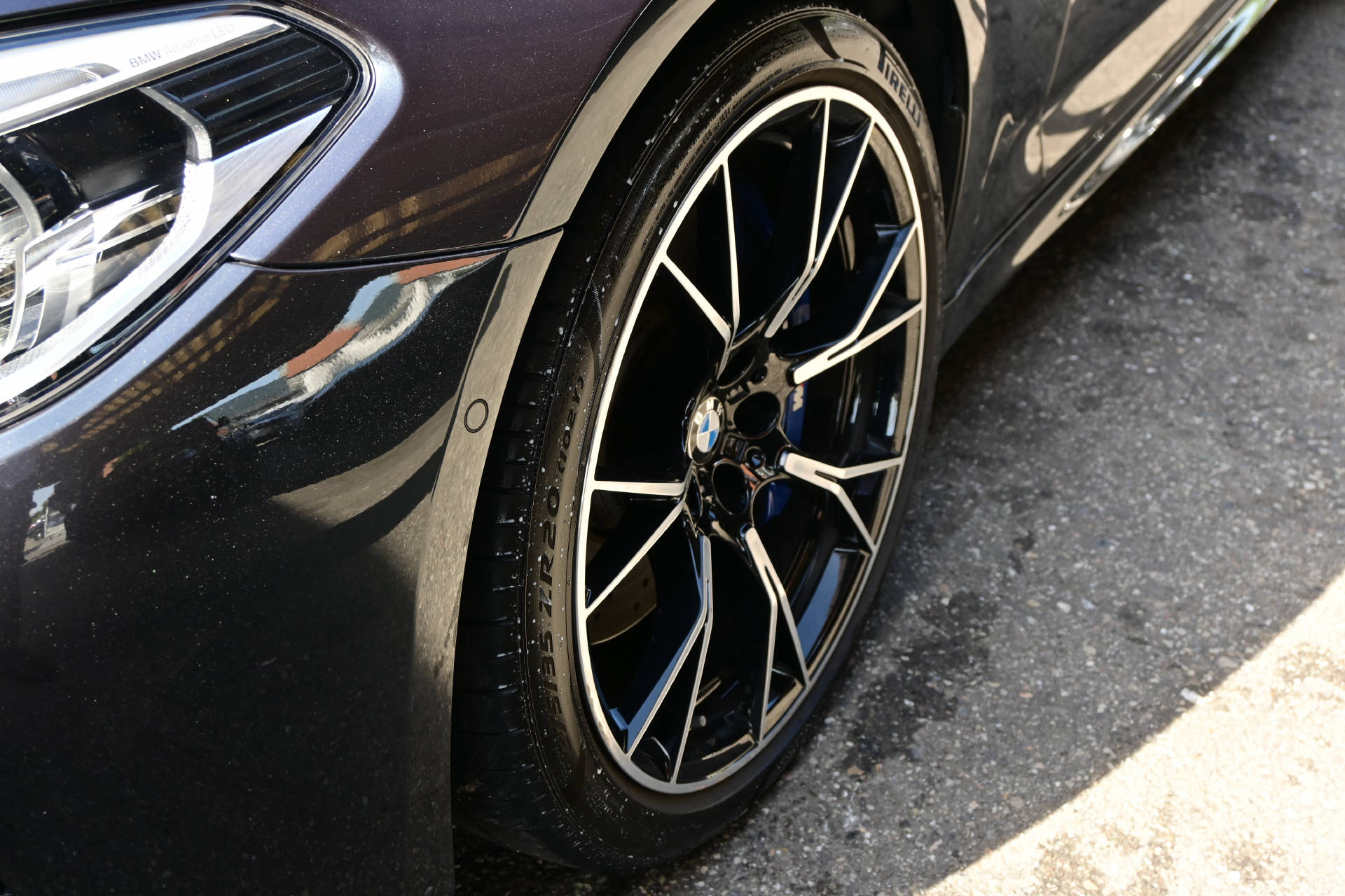 BMW M5 Competition xDrive *Carbon*CH-Auto*Harman/kardon*-image-3