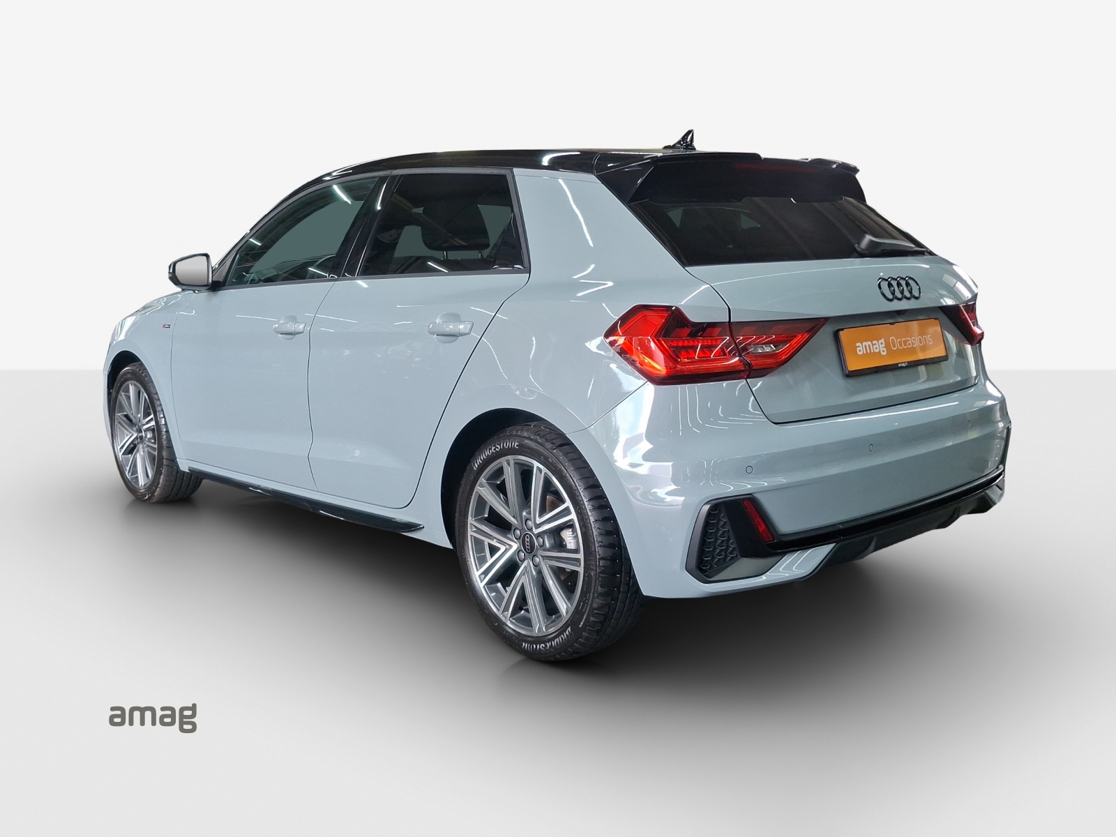 AUDI A1 Sportback 30 TFSI S Line Attraction S-tronic-image-2