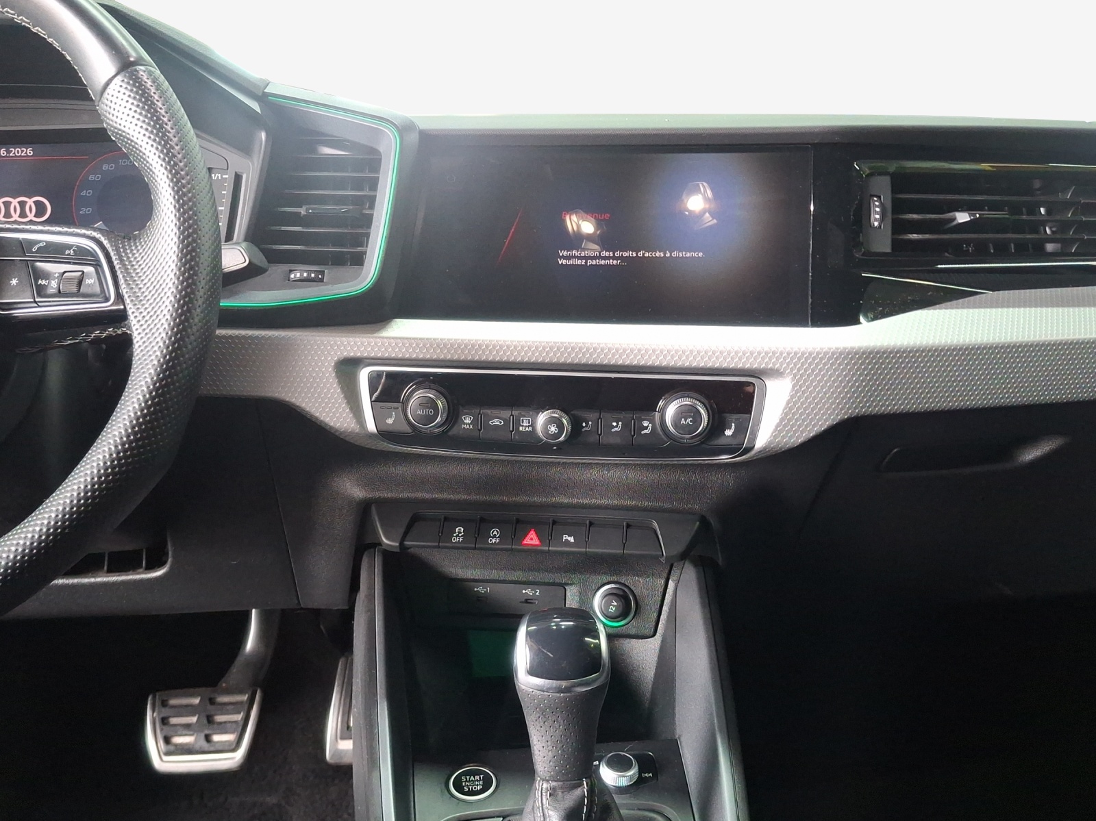 AUDI A1 Sportback 30 TFSI S Line Attraction S-tronic-image-10