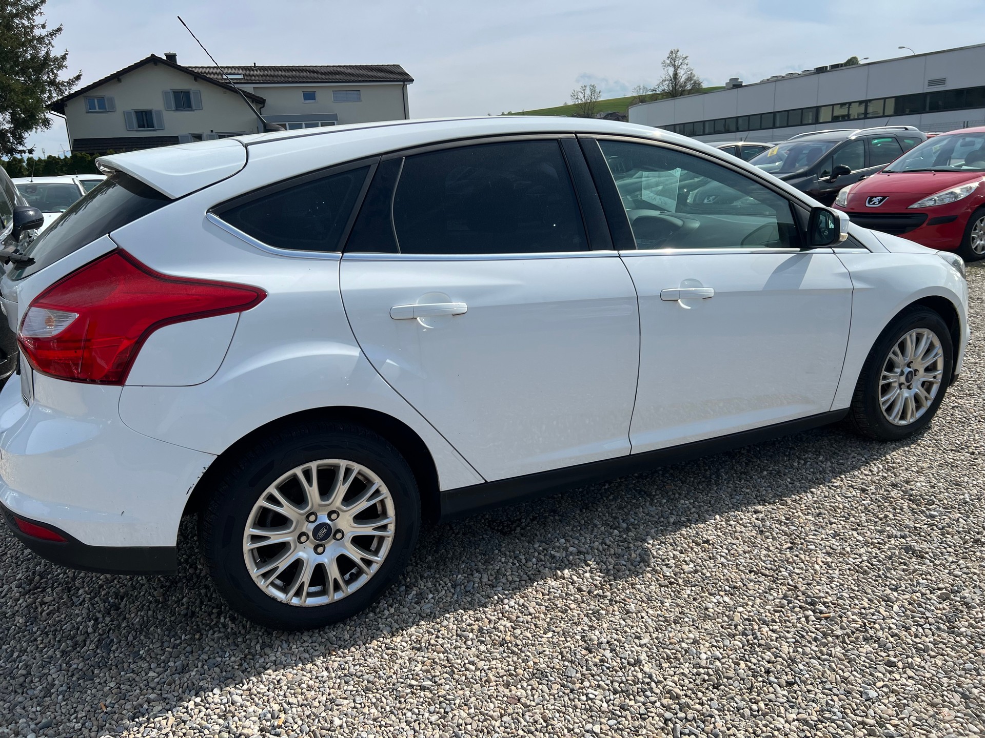 FORD Focus 1.0 SCTi Carving-image-4