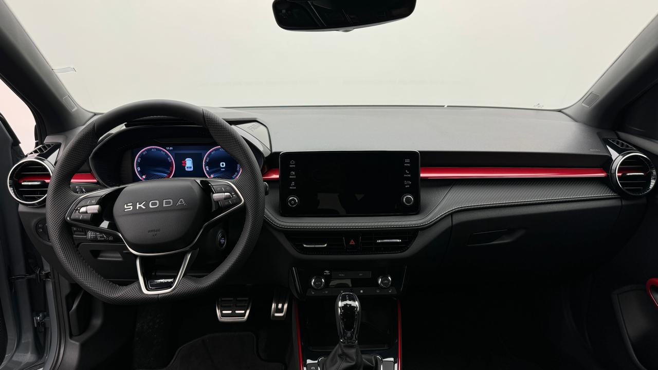 SKODA Fabia 1.0 TSI Monte Carlo DSG-image-5