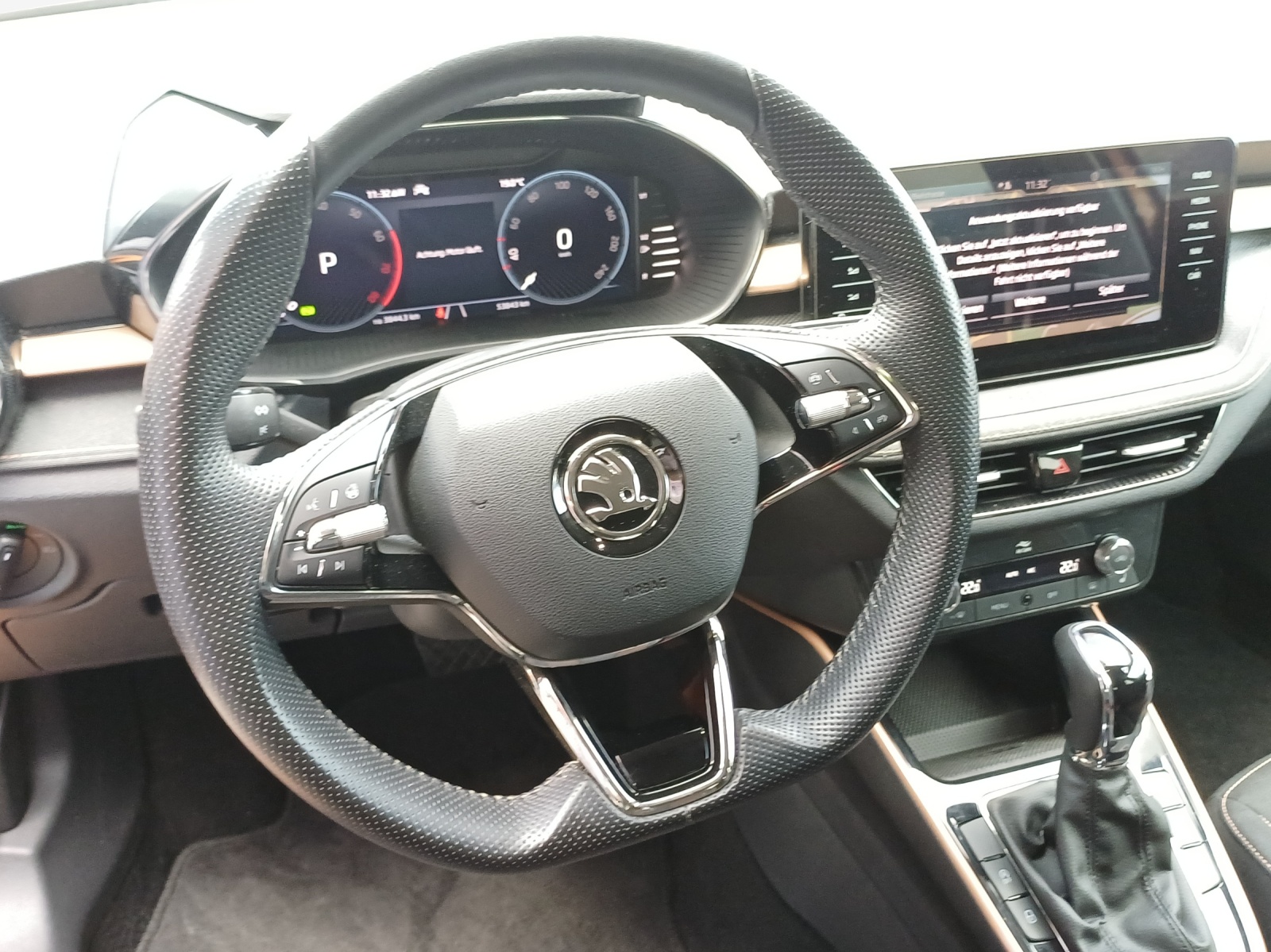 SKODA Fabia 1.0 TSI Style DSG-image-9