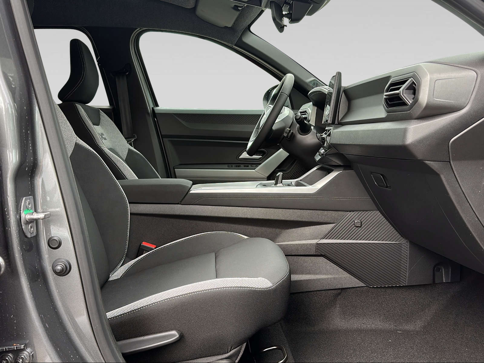 DACIA BIGSTER journey hybrid 155-image-9