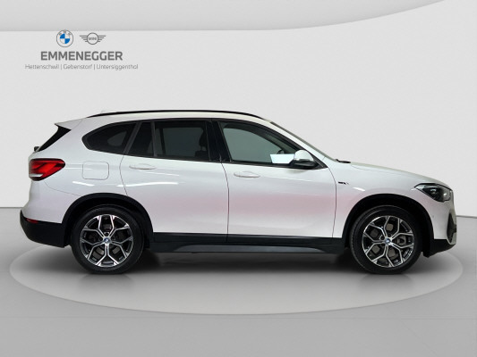 BMW X1 xDrive 25e-image-5