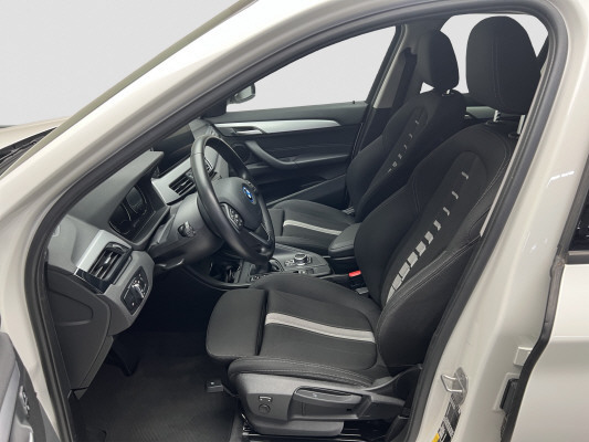 BMW X1 xDrive 25e-image-8