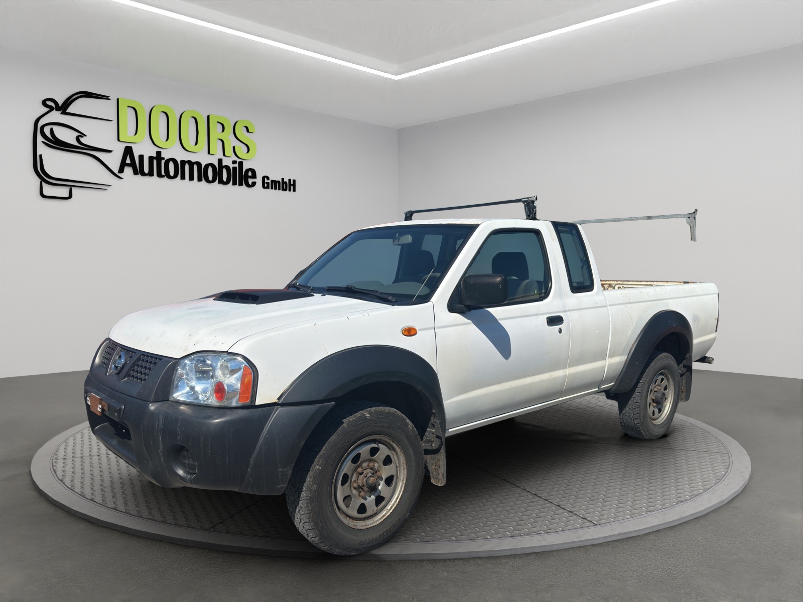 NISSAN NP300 4x4 King Cab-image-2