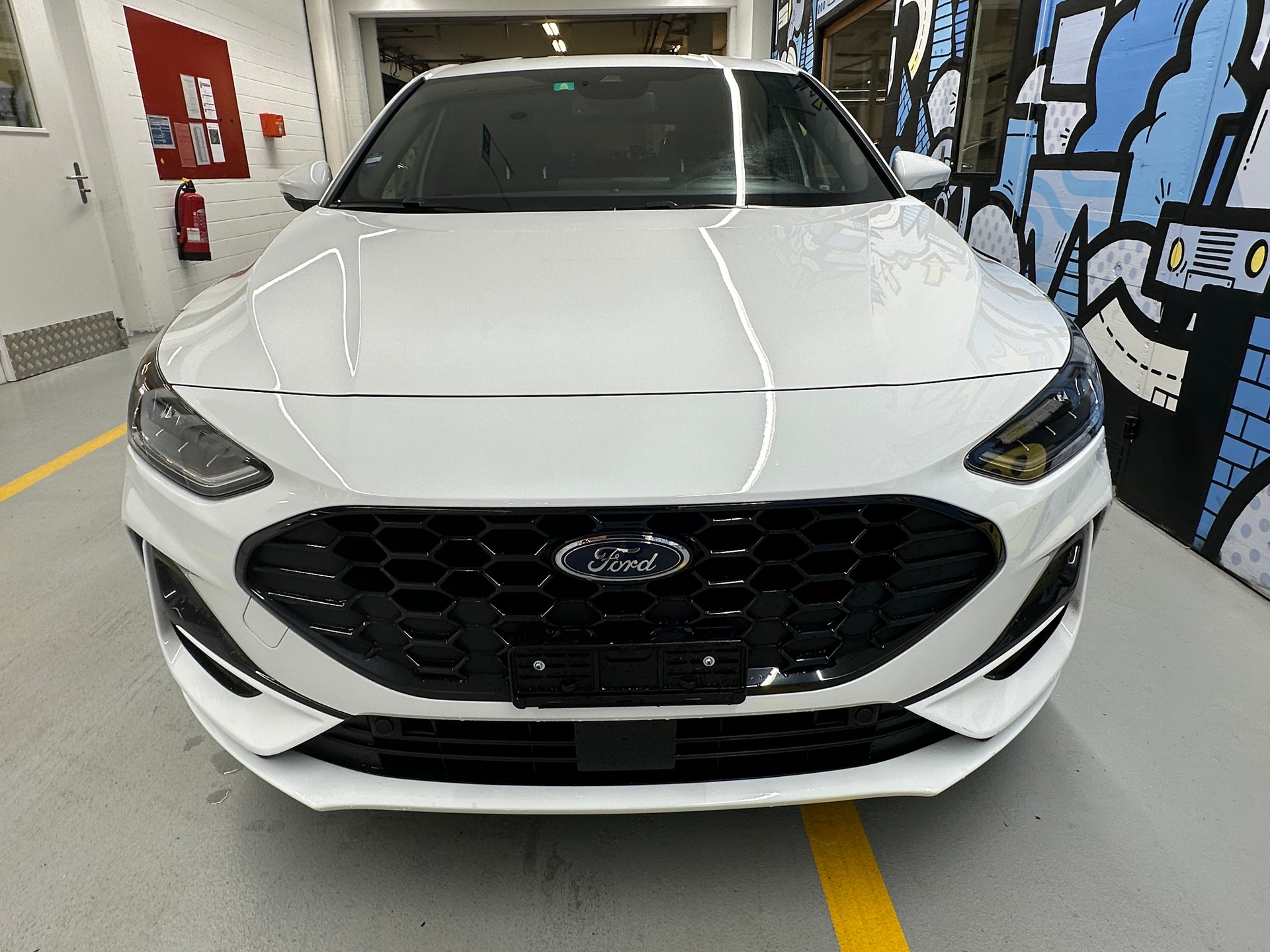 FORD Focus 1.0 MHEV ST-Line X Automat-image-1