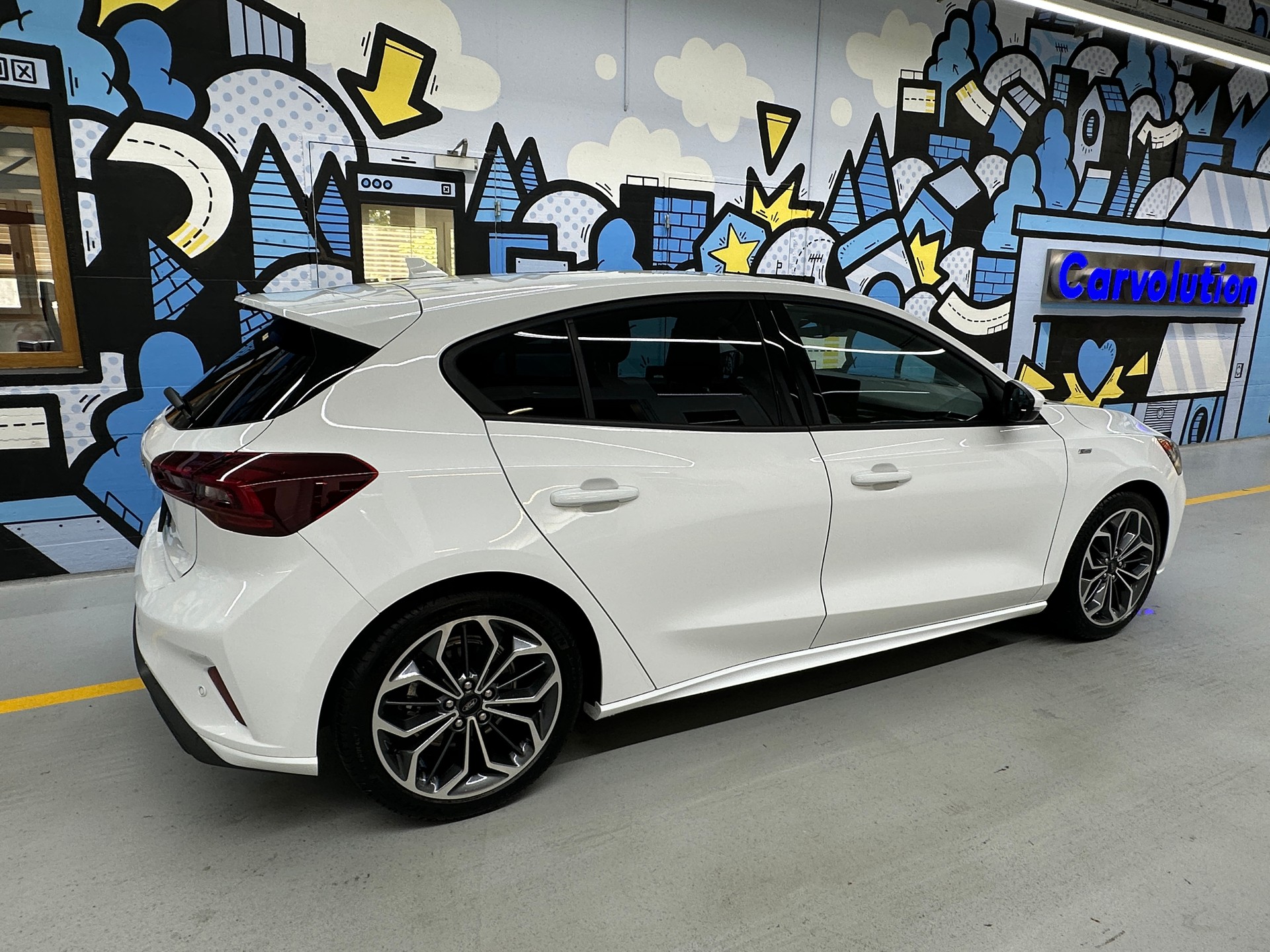 FORD Focus 1.0 MHEV ST-Line X Automat-image-2