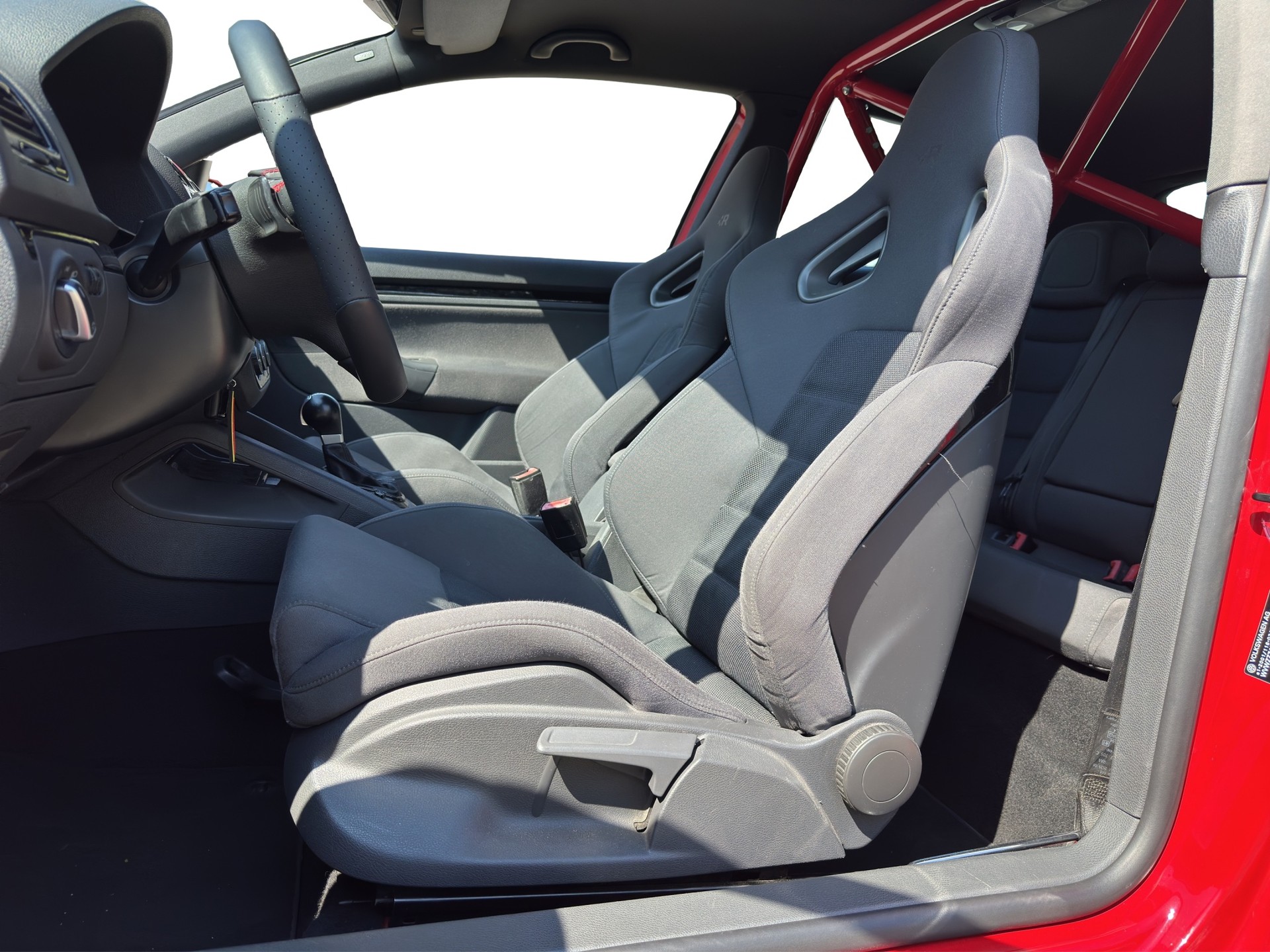 VW Golf R32 4Motion-image-21